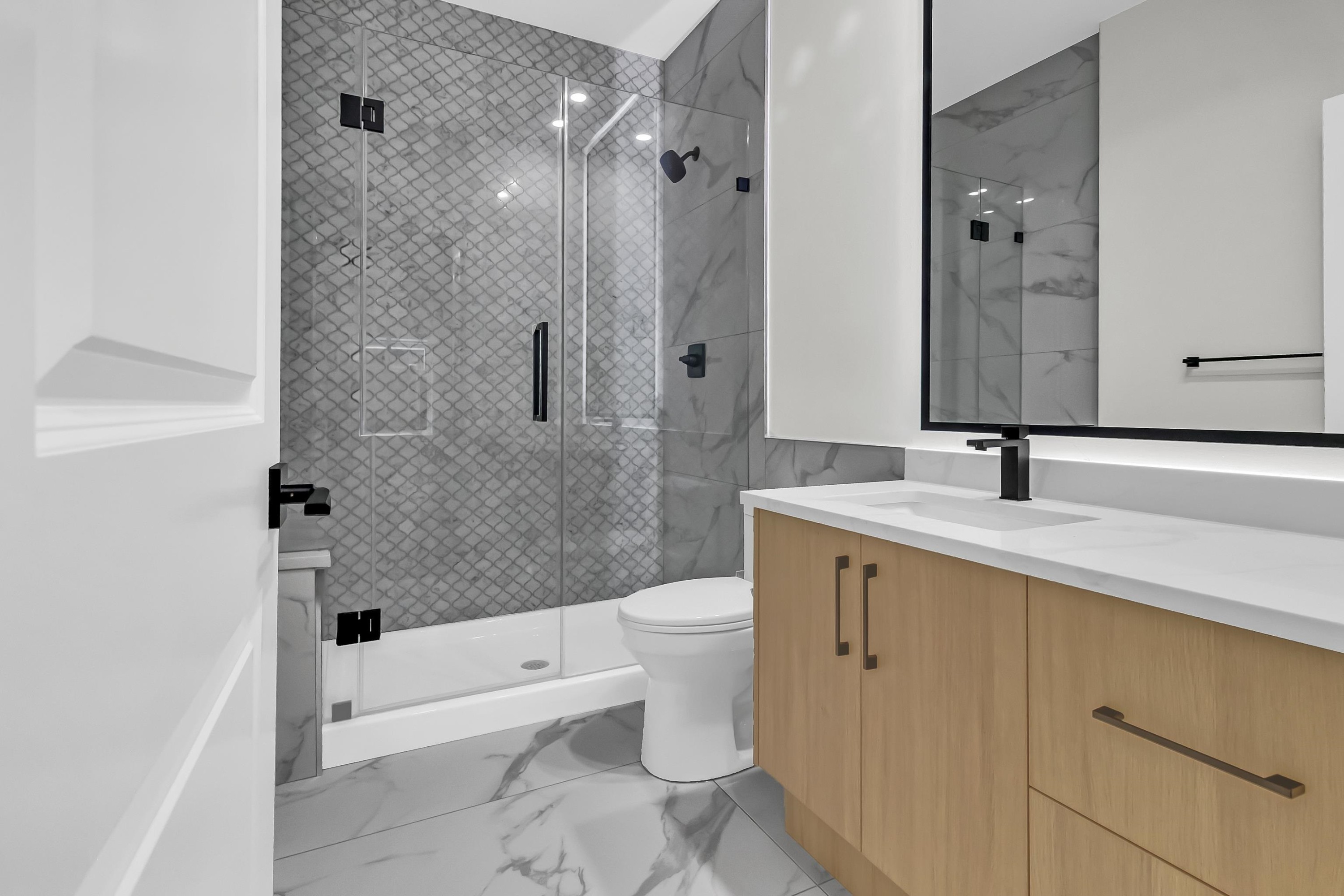 









32729


Fraser

Crescent, B,
Mission,




BC
V2V 1C9

