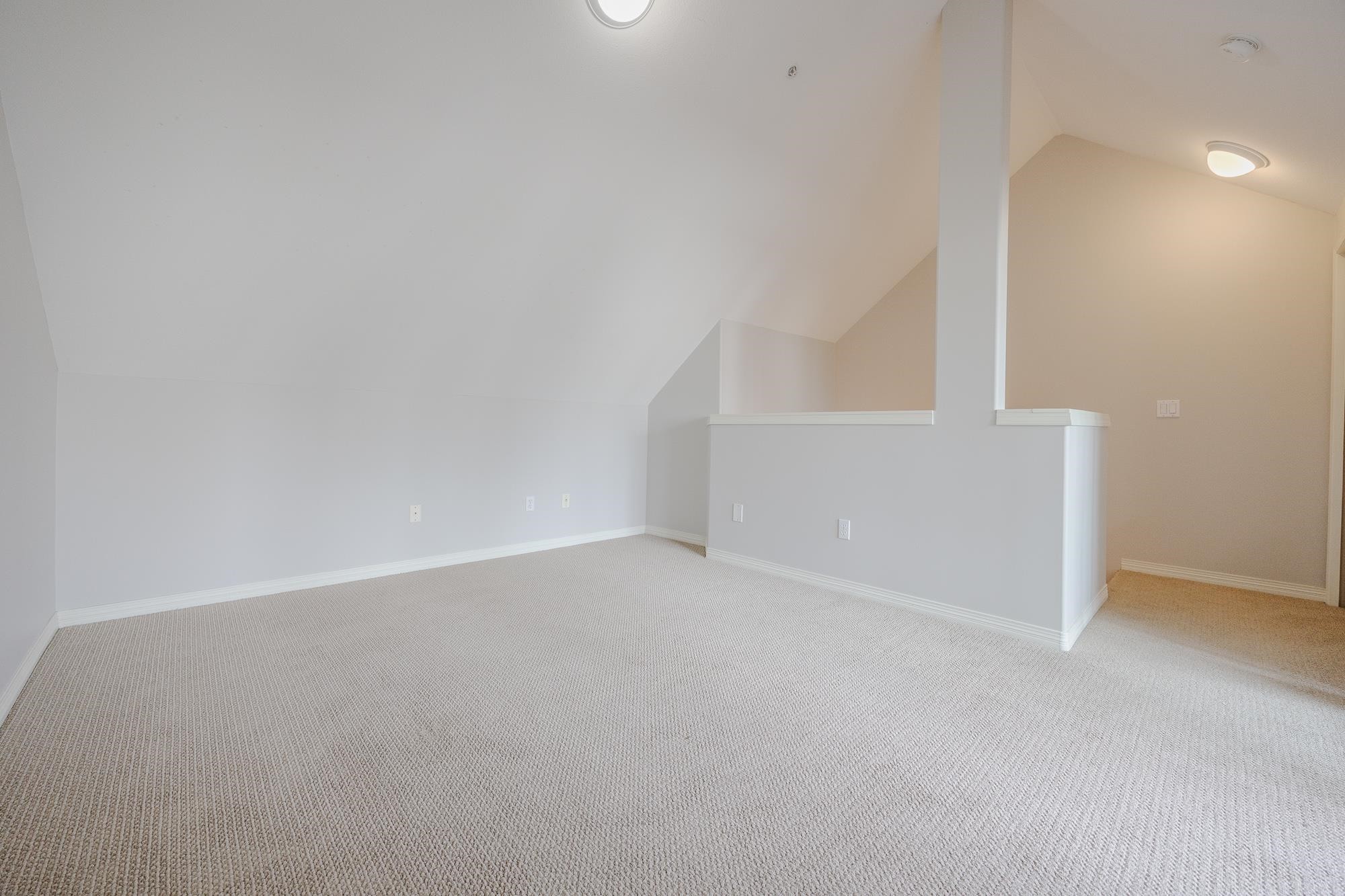 









15432


16a

Avenue, 16,
Surrey,




BC
V4A 1T3

