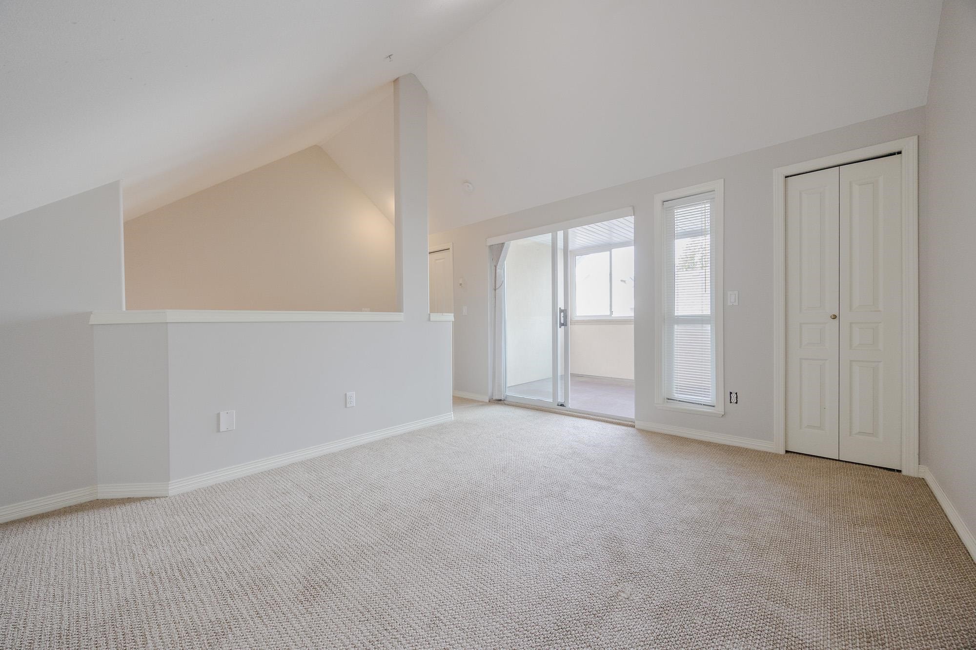 









15432


16a

Avenue, 16,
Surrey,




BC
V4A 1T3

