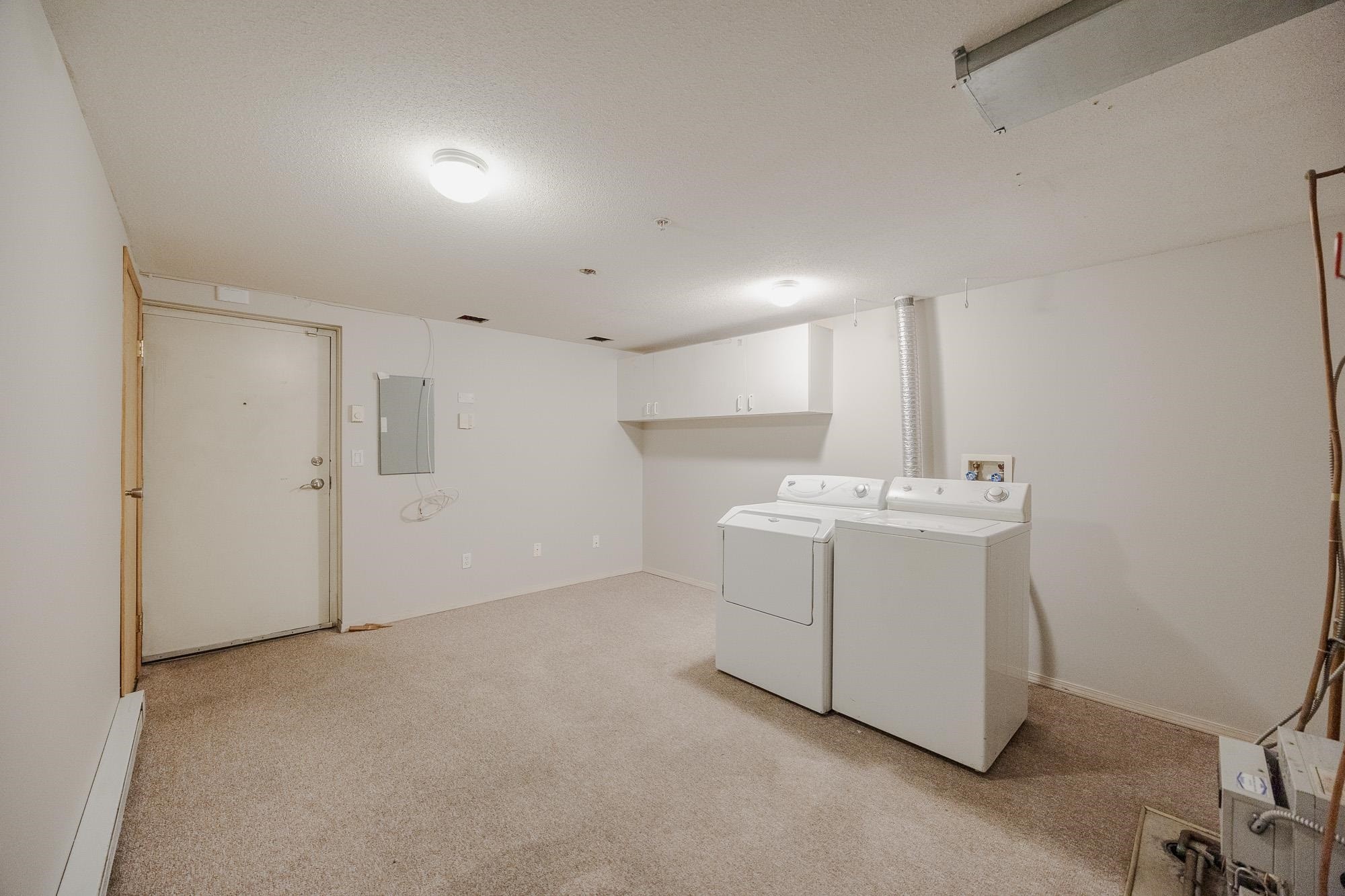 









15432


16a

Avenue, 16,
Surrey,




BC
V4A 1T3

