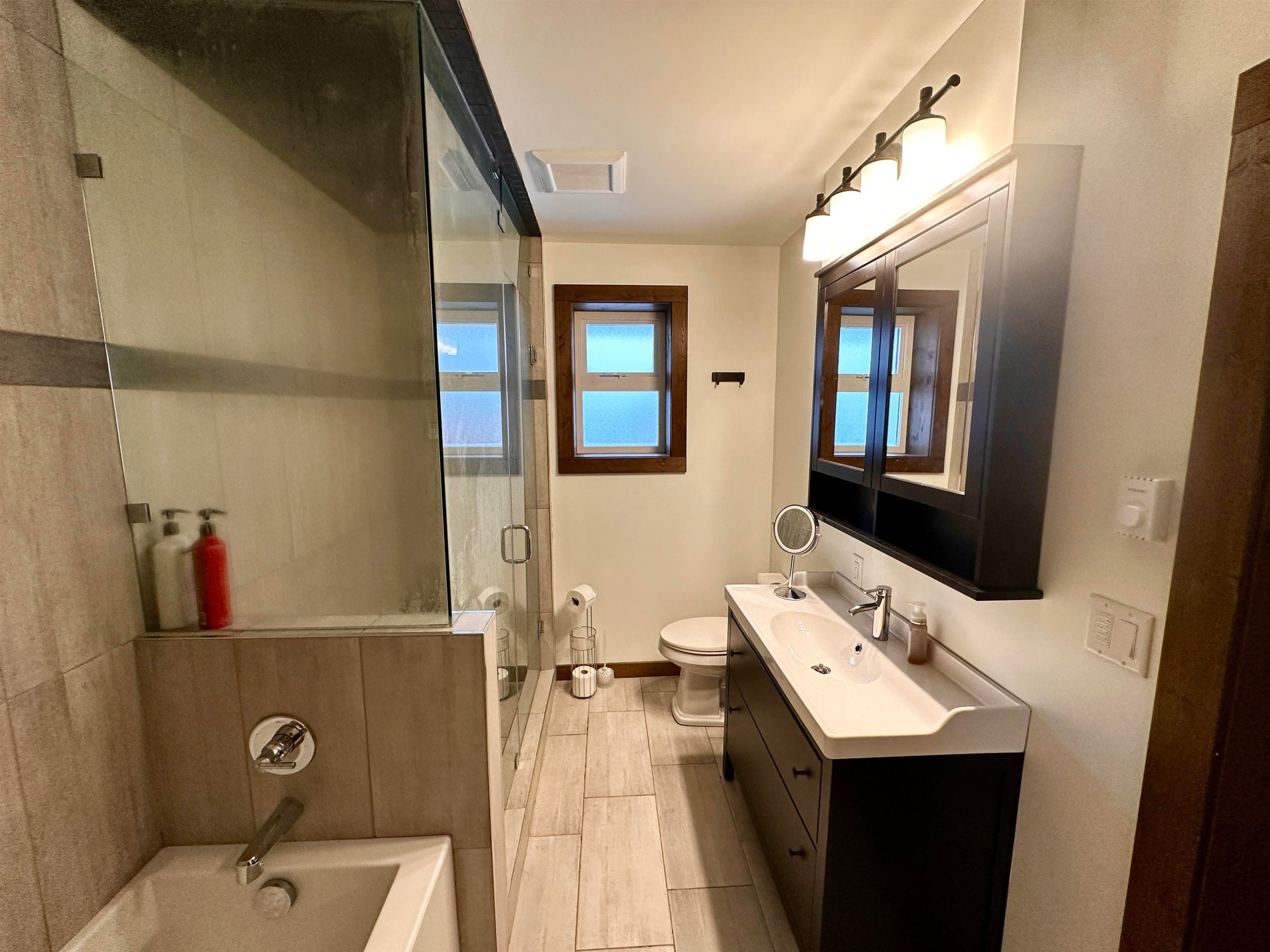 









20921


Snowflake

Crescent, 2,
Mission,




BC
V0M 1A1

