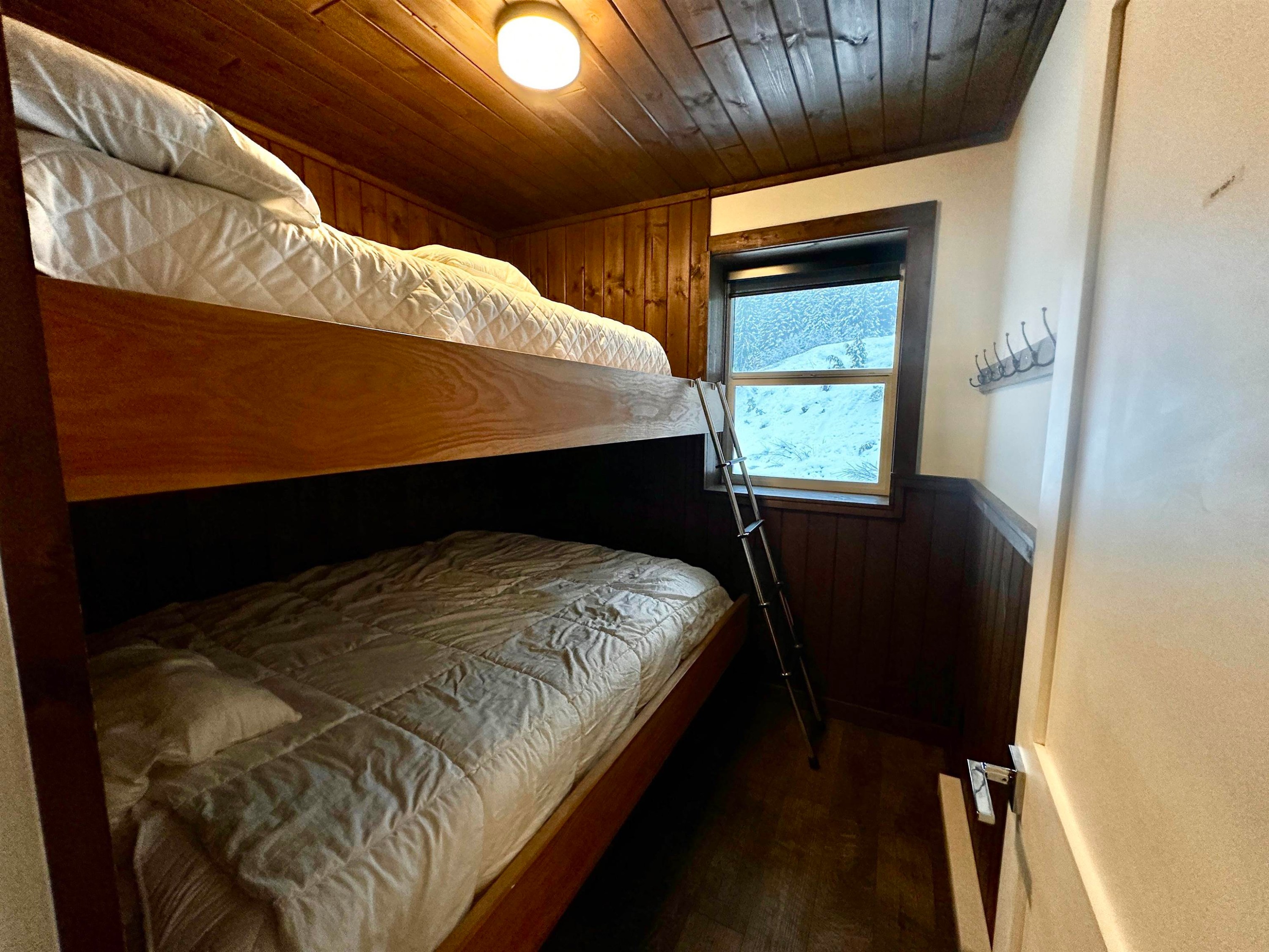 









20921


Snowflake

Crescent, 2,
Mission,




BC
V0M 1A1

