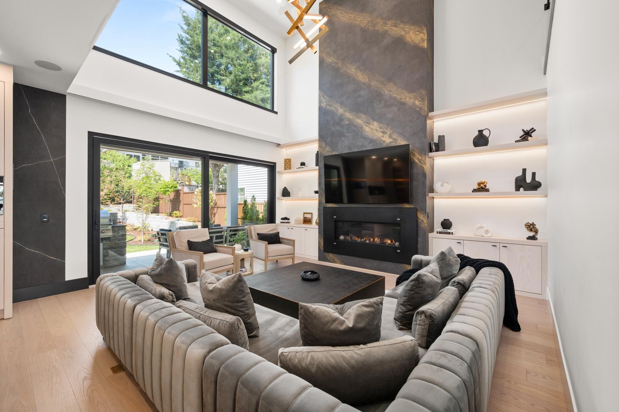 









1265


Kent

Street,
White Rock,




BC
V4B 4T6

