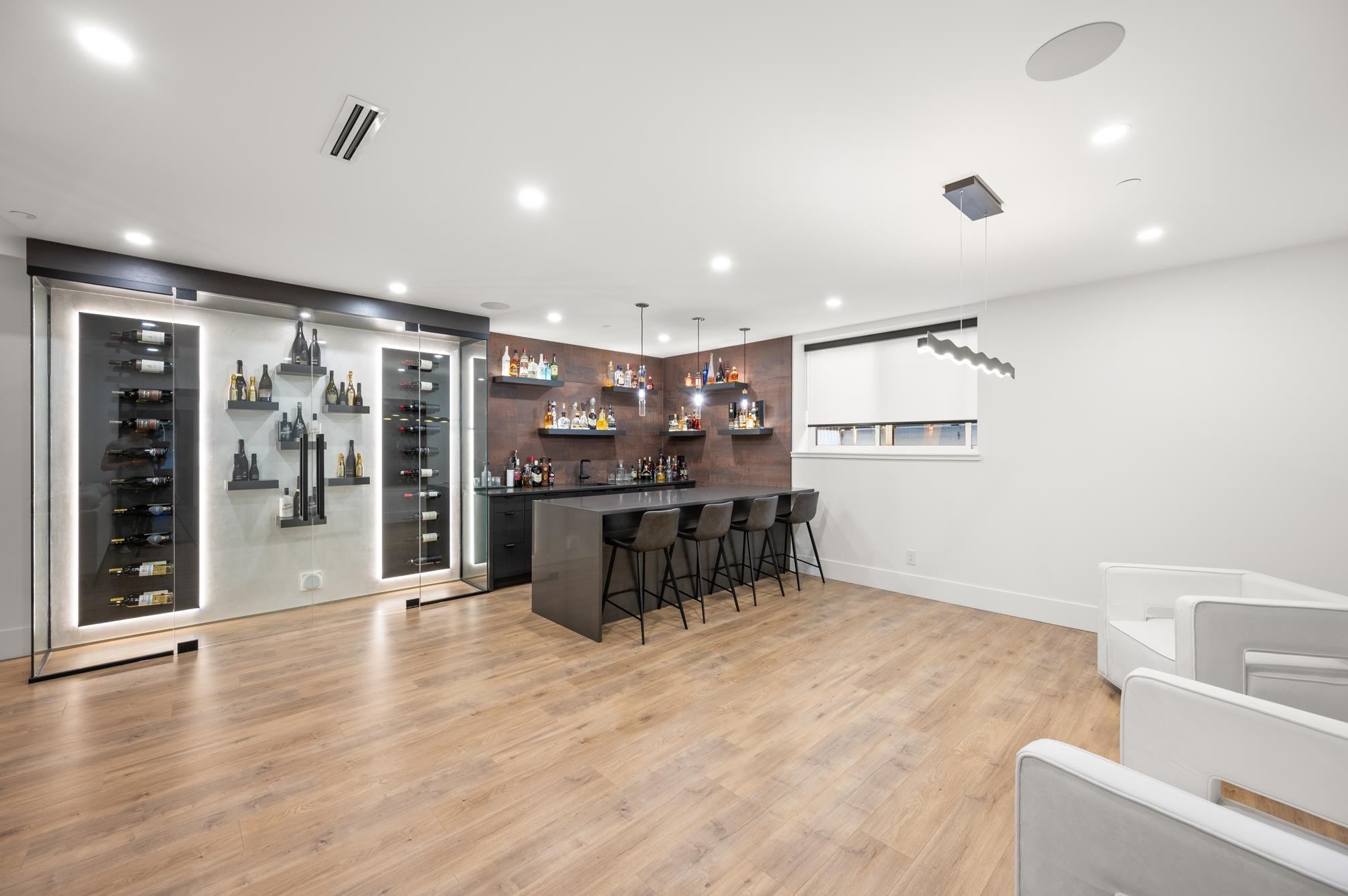 









1265


Kent

Street,
White Rock,




BC
V4B 4T6

