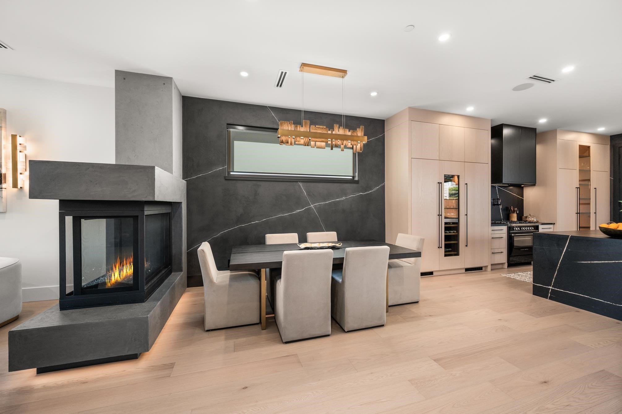 









1265


Kent

Street,
White Rock,




BC
V4B 4T6

