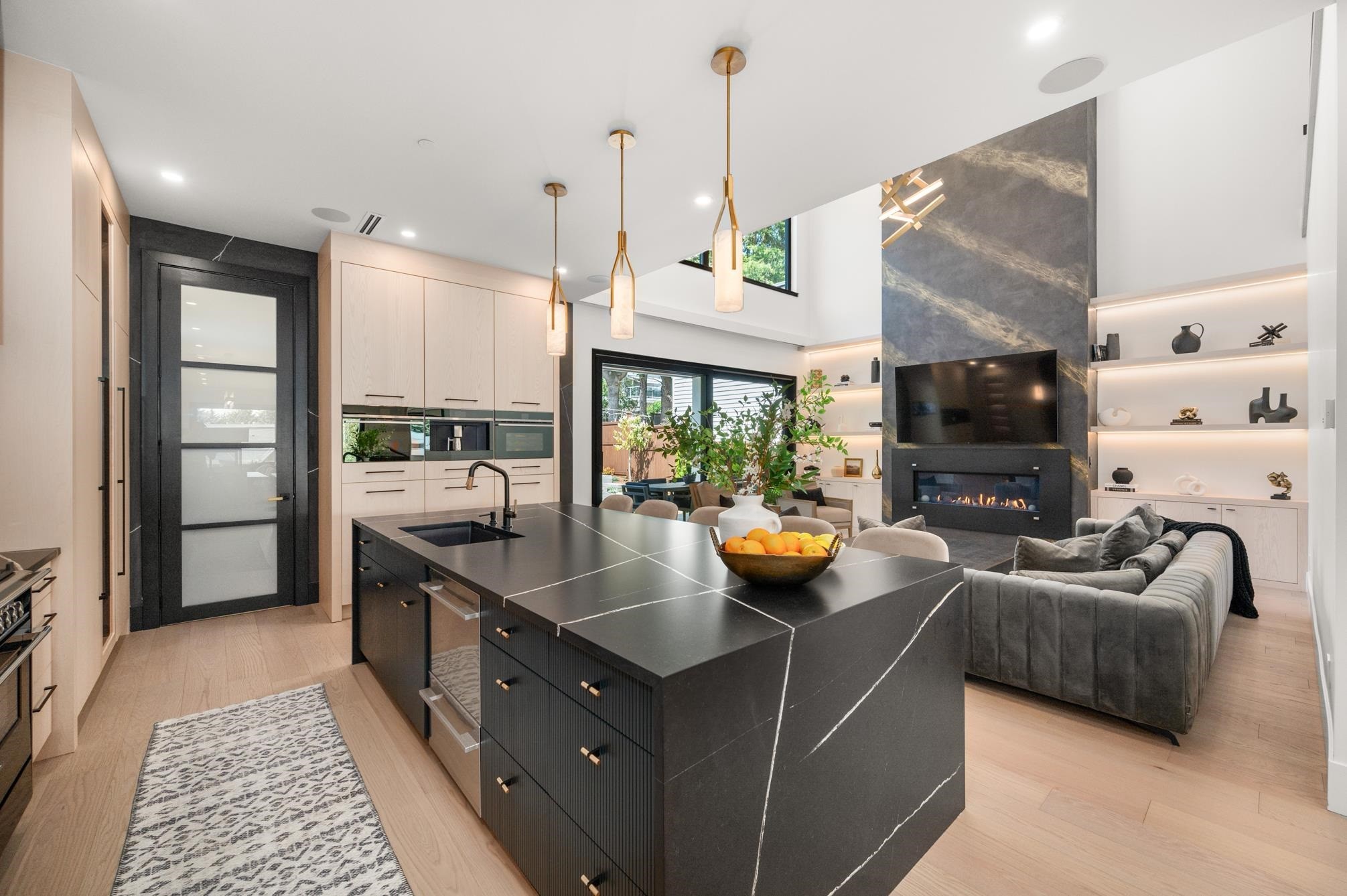 









1265


Kent

Street,
White Rock,




BC
V4B 4T6

