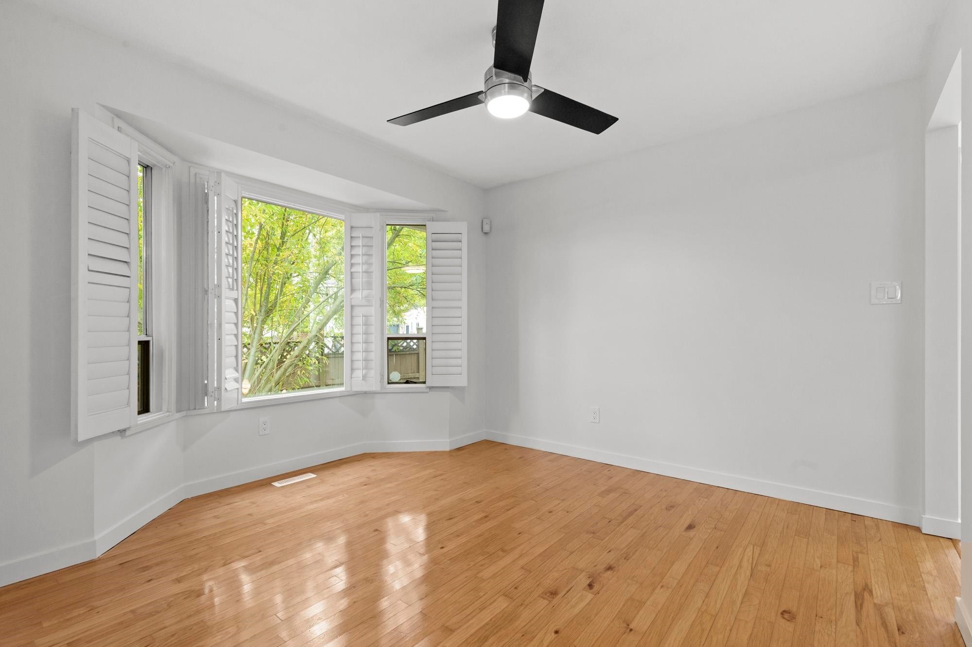 









32925


Orchid

Court,
Mission,




BC
V2V 7H8

