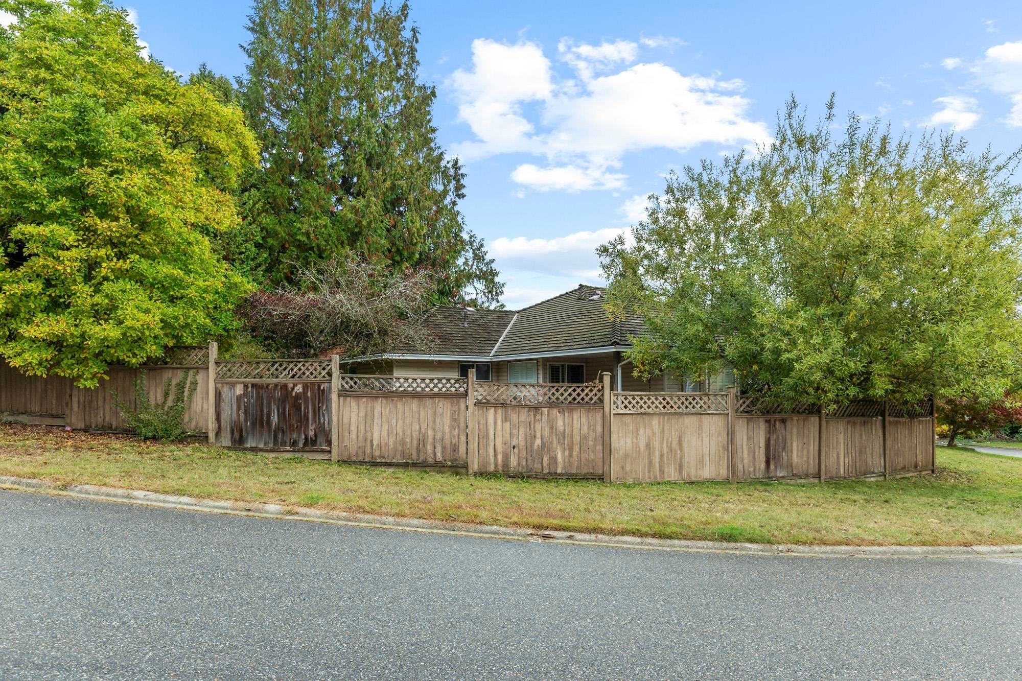 









32925


Orchid

Court,
Mission,




BC
V2V 7H8

