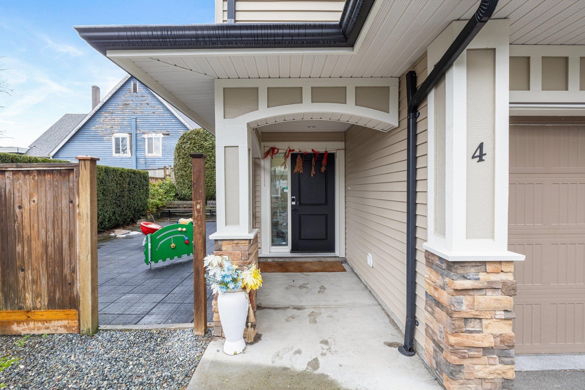 









27234


30

Avenue, 4,
Langley,




BC
V4W 3J6

