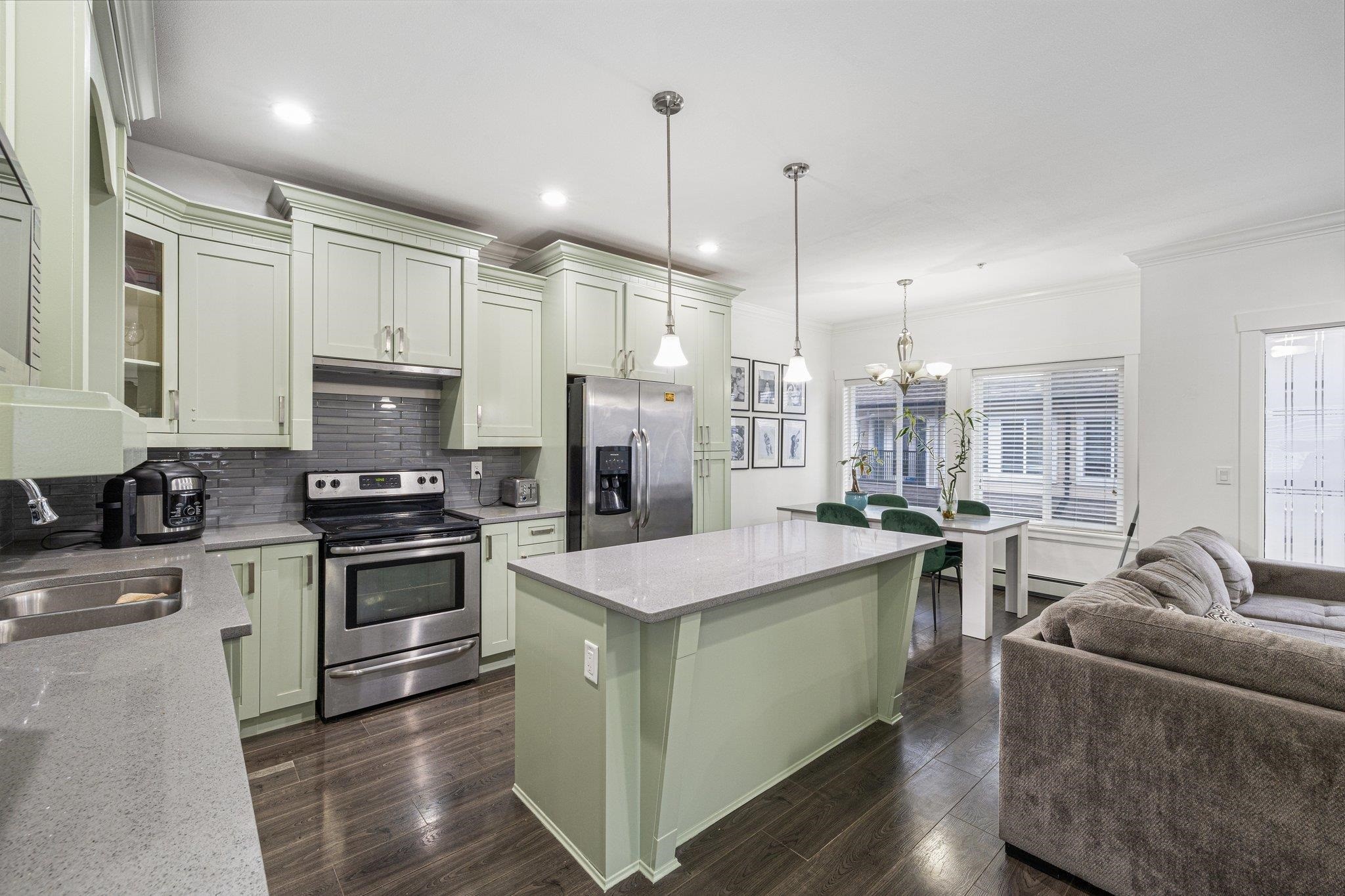 









27234


30

Avenue, 4,
Langley,




BC
V4W 3J6

