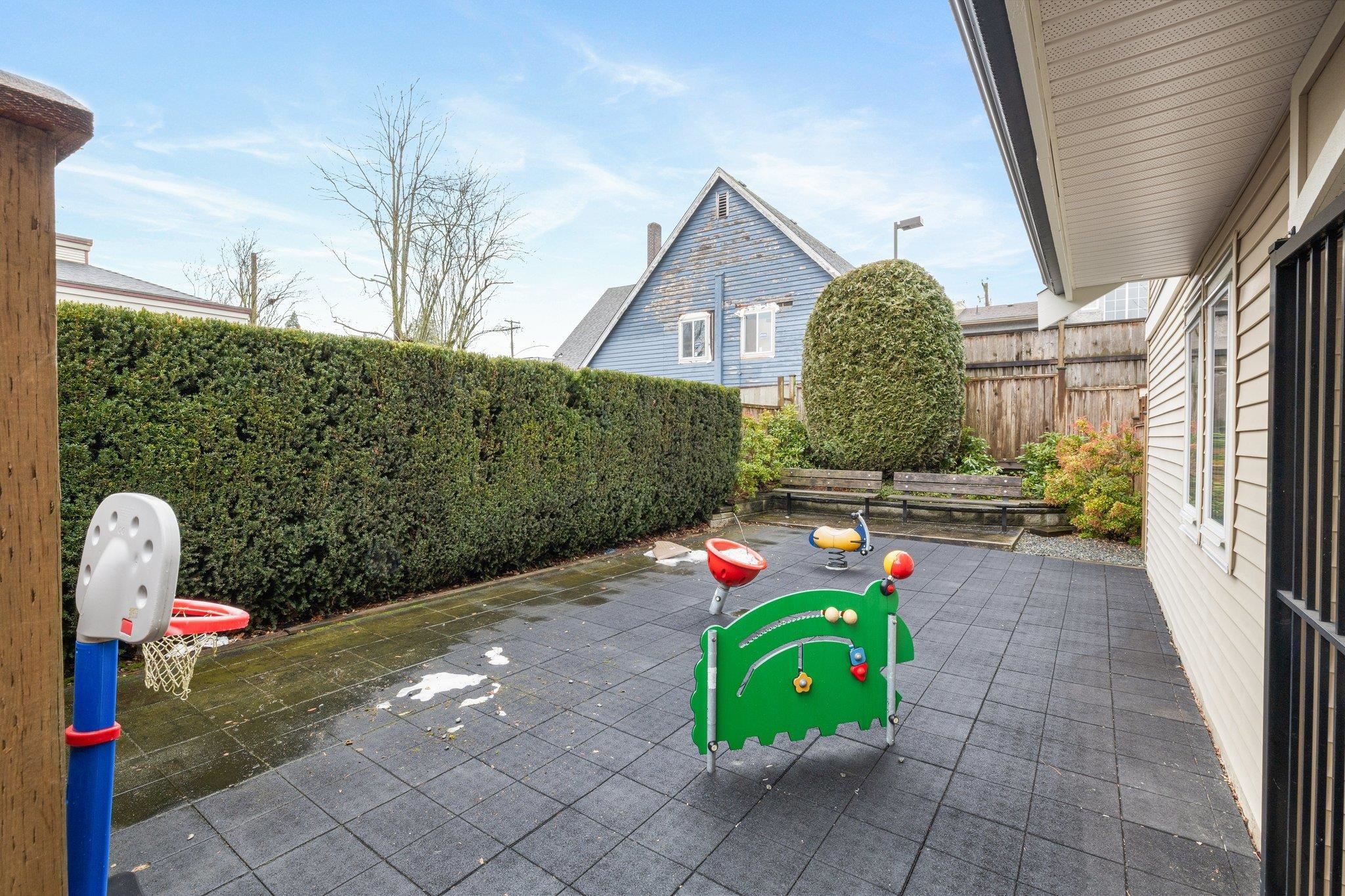 









27234


30

Avenue, 4,
Langley,




BC
V4W 3J6

