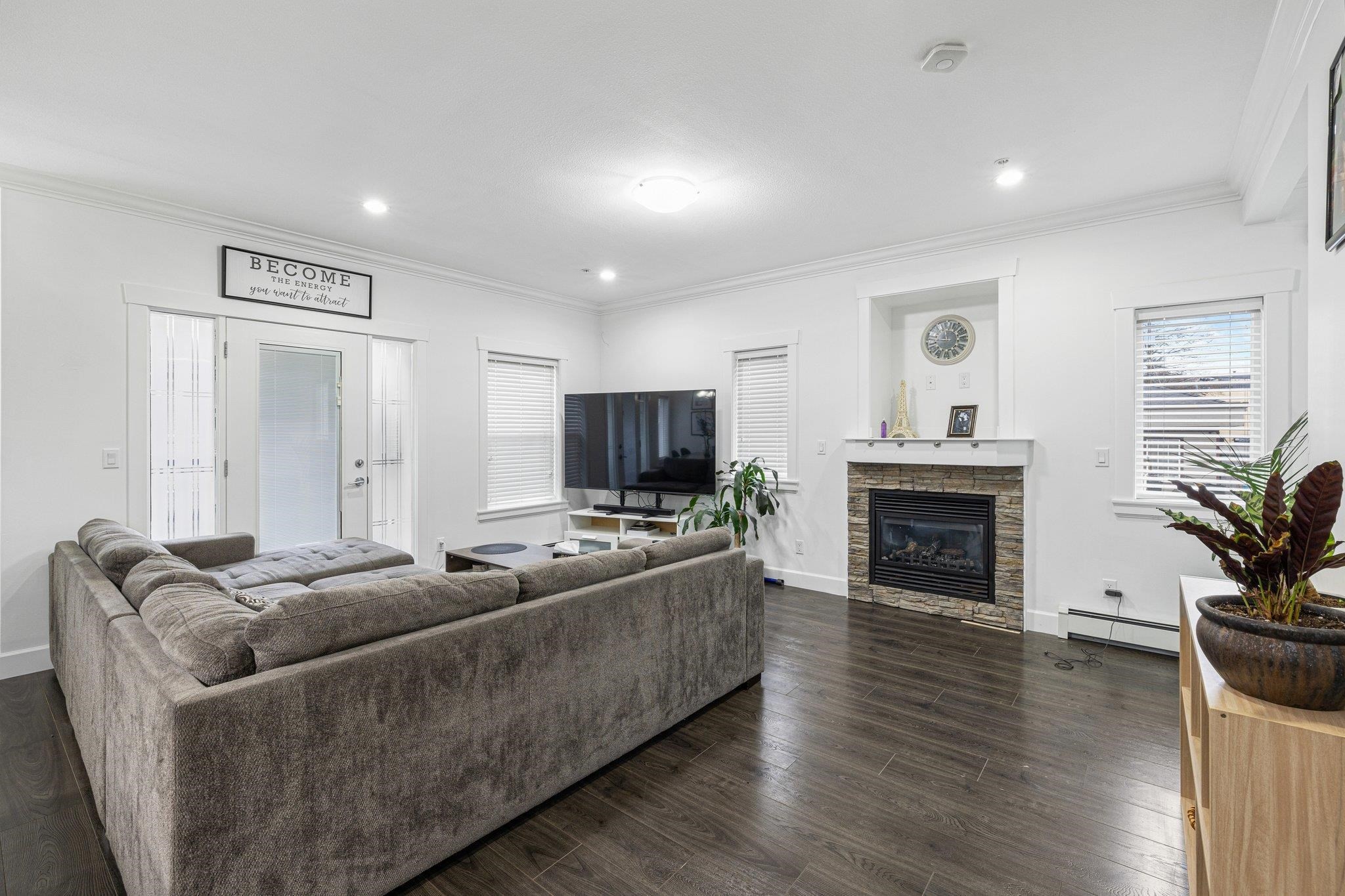 









27234


30

Avenue, 4,
Langley,




BC
V4W 3J6

