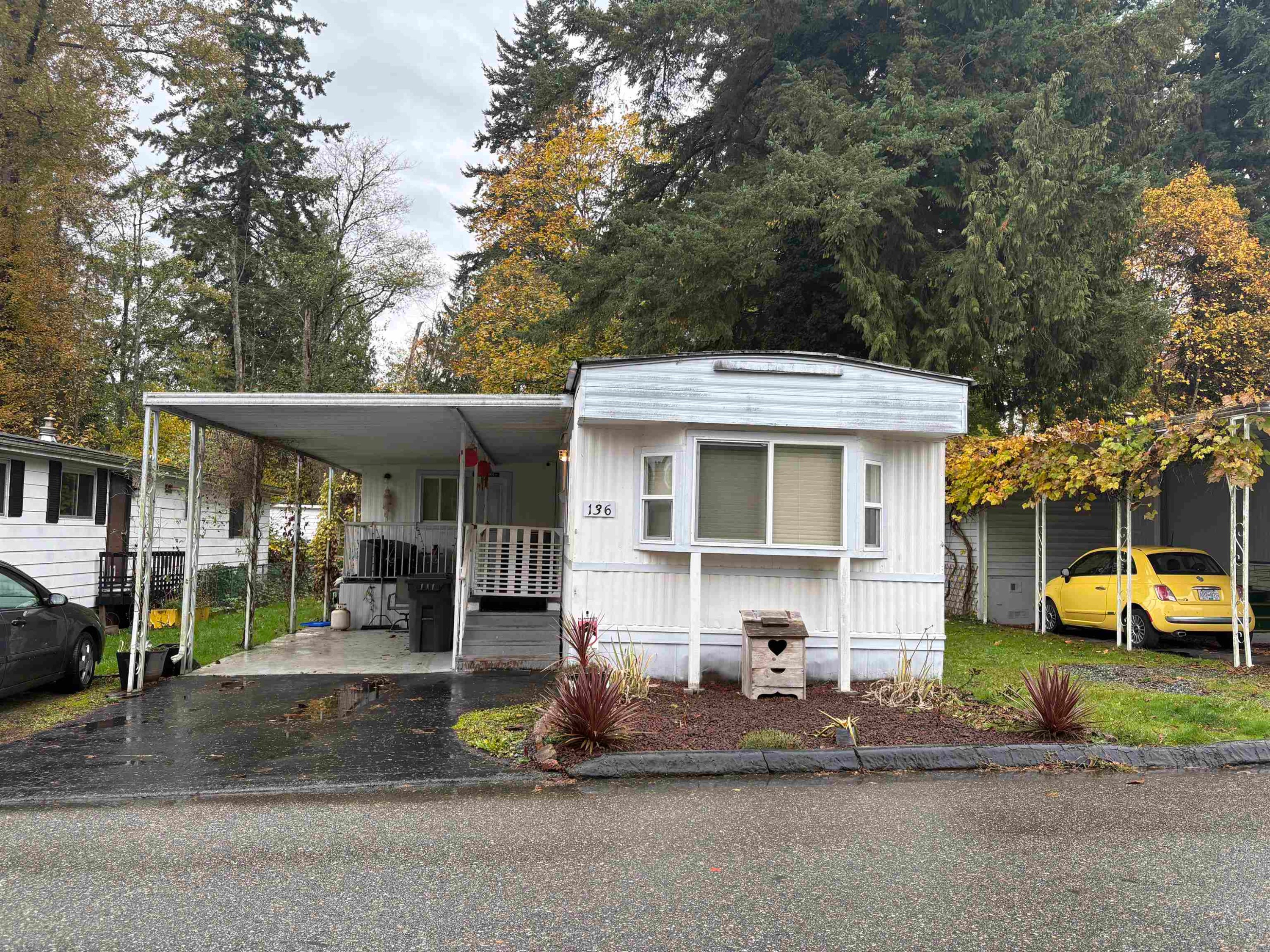 









7790


King George

Boulevard, 136,
Surrey,




BC
V3W 5Y4

