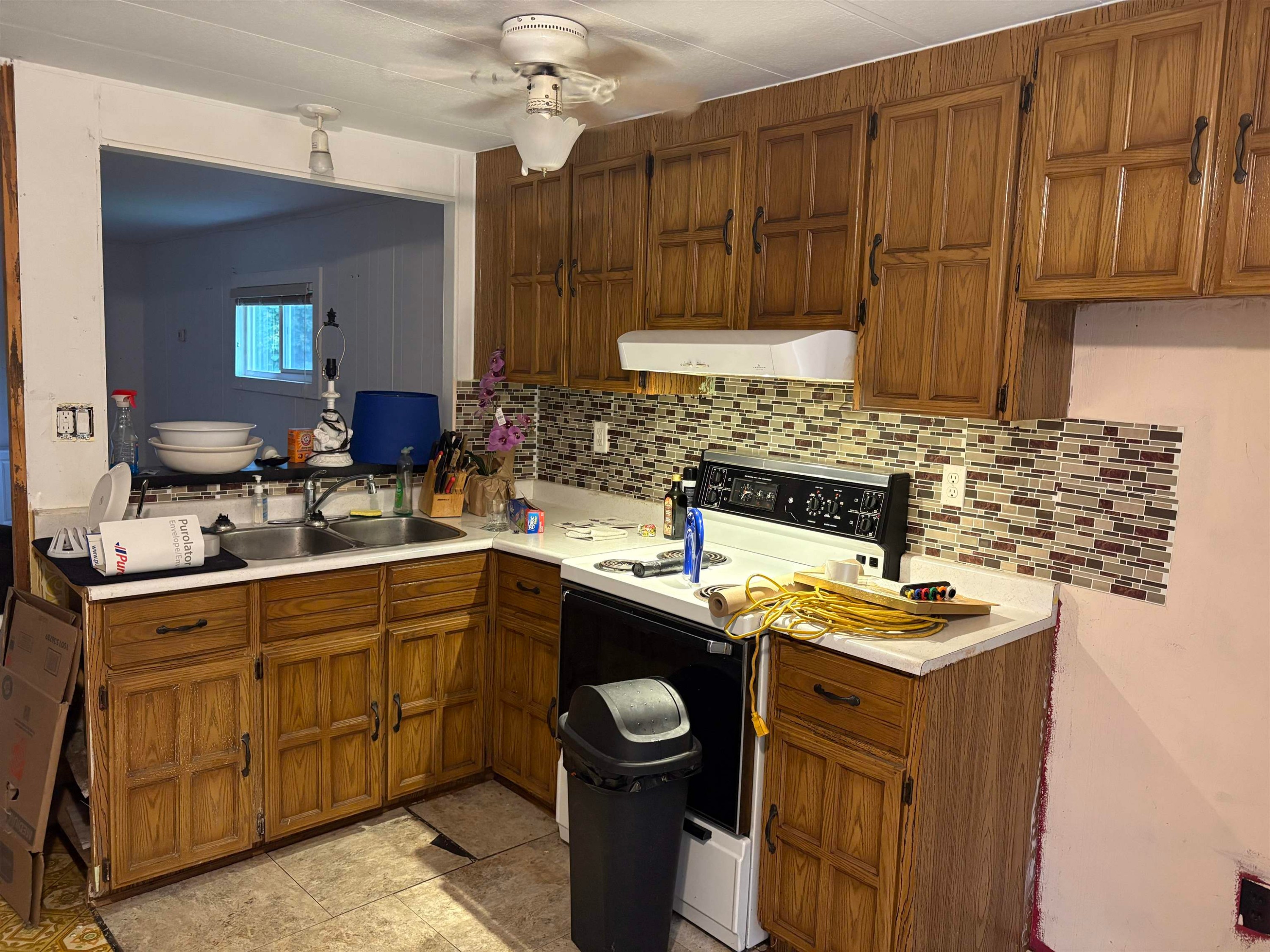 









7790


King George

Boulevard, 136,
Surrey,




BC
V3W 5Y4

