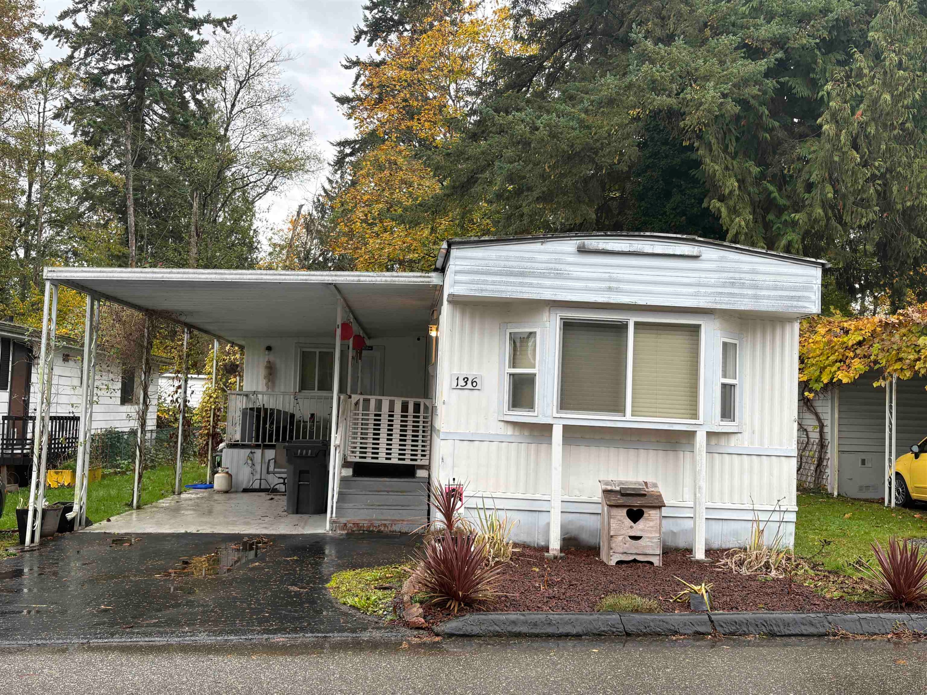 









7790


King George

Boulevard, 136,
Surrey,




BC
V3W 5Y4

