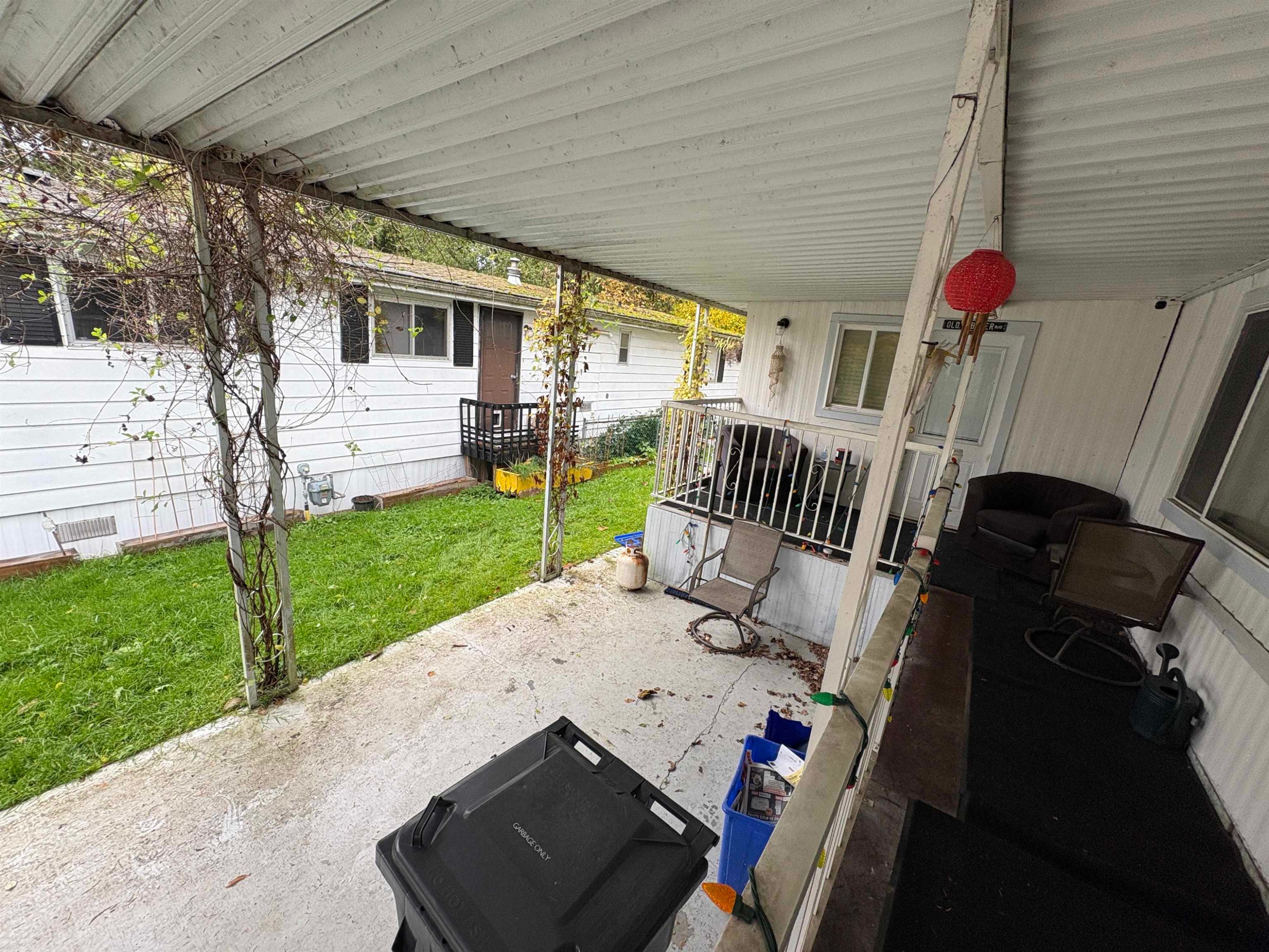 









7790


King George

Boulevard, 136,
Surrey,




BC
V3W 5Y4

