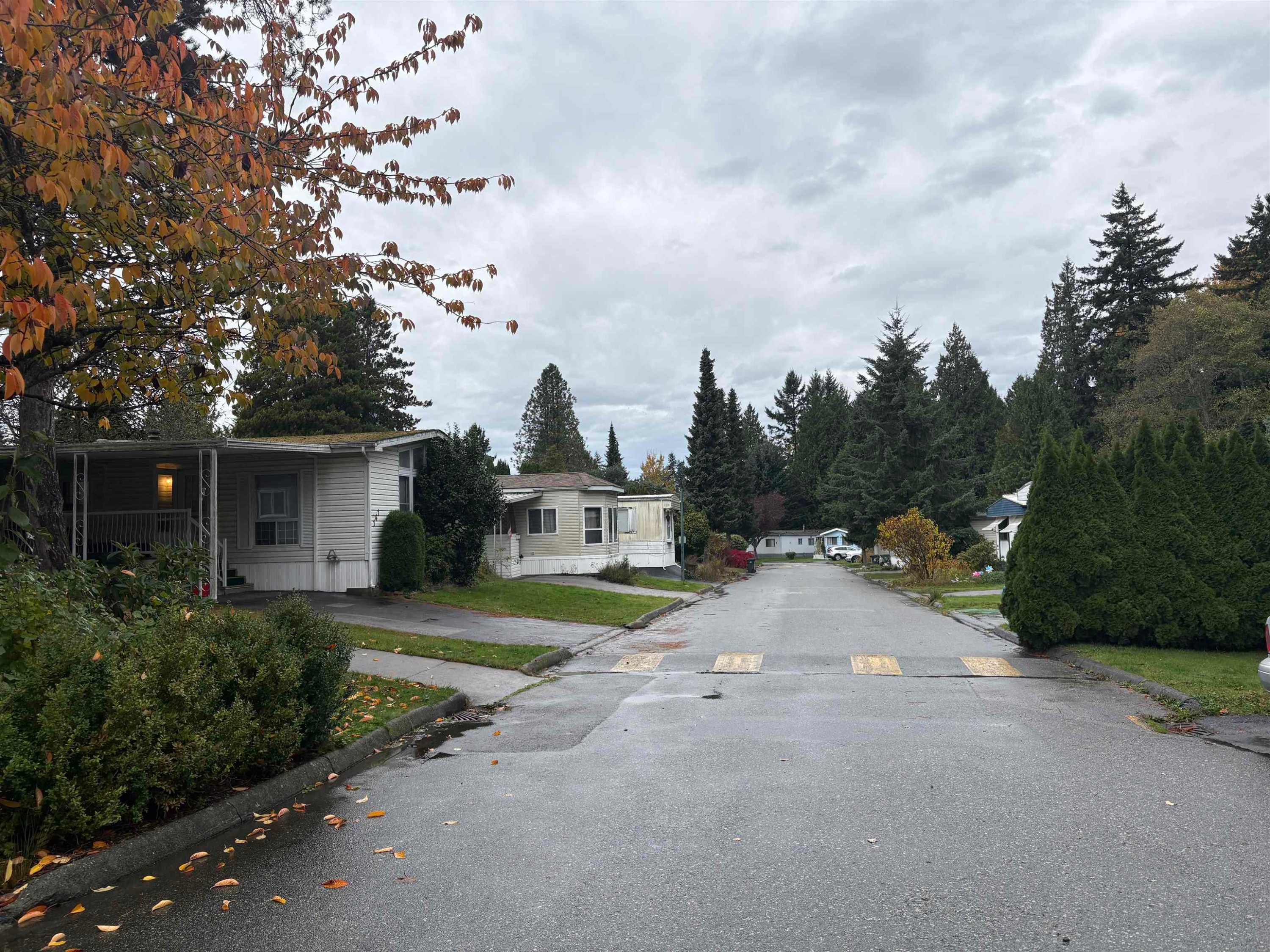 









7790


King George

Boulevard, 136,
Surrey,




BC
V3W 5Y4

