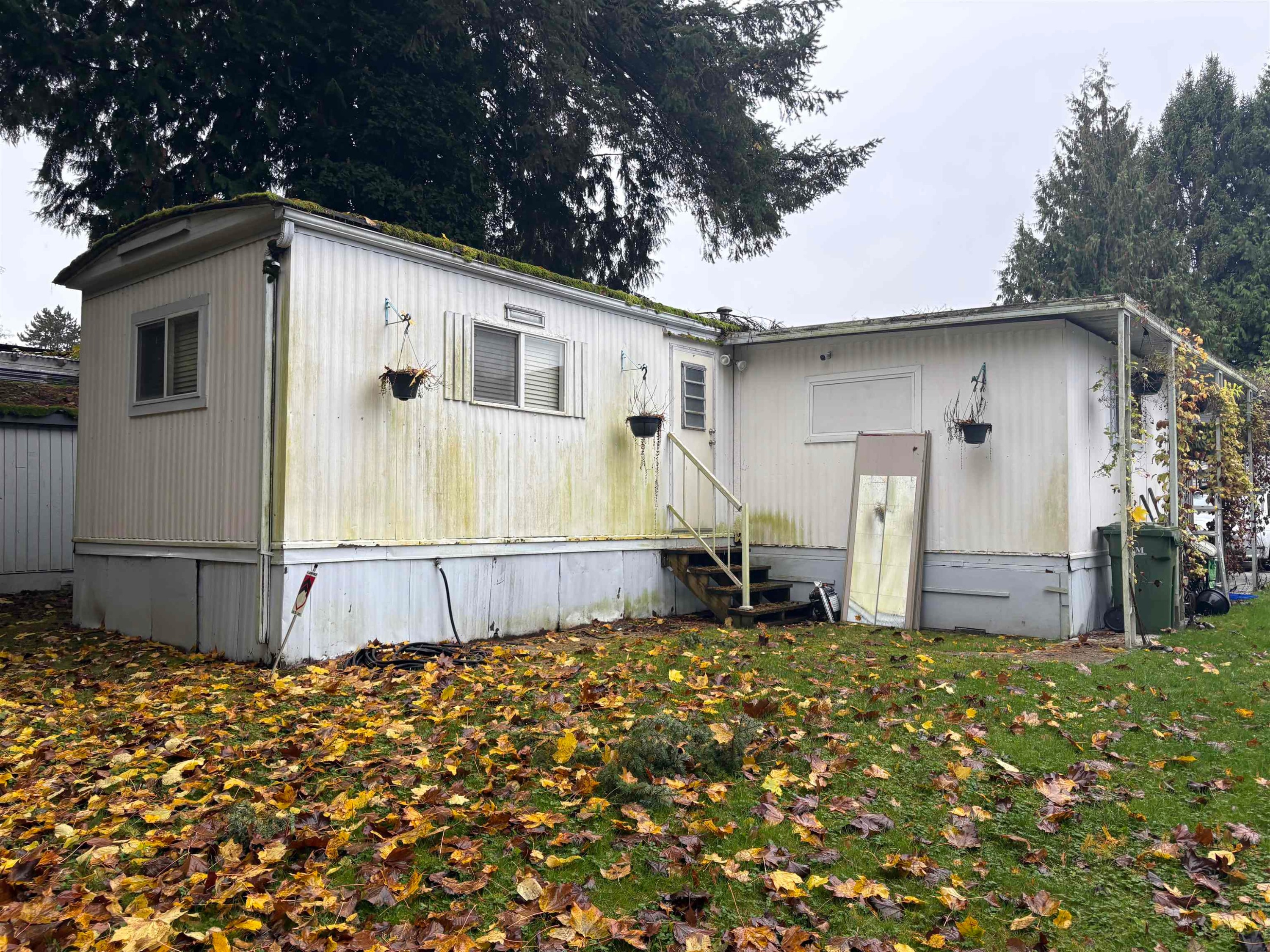 









7790


King George

Boulevard, 136,
Surrey,




BC
V3W 5Y4

