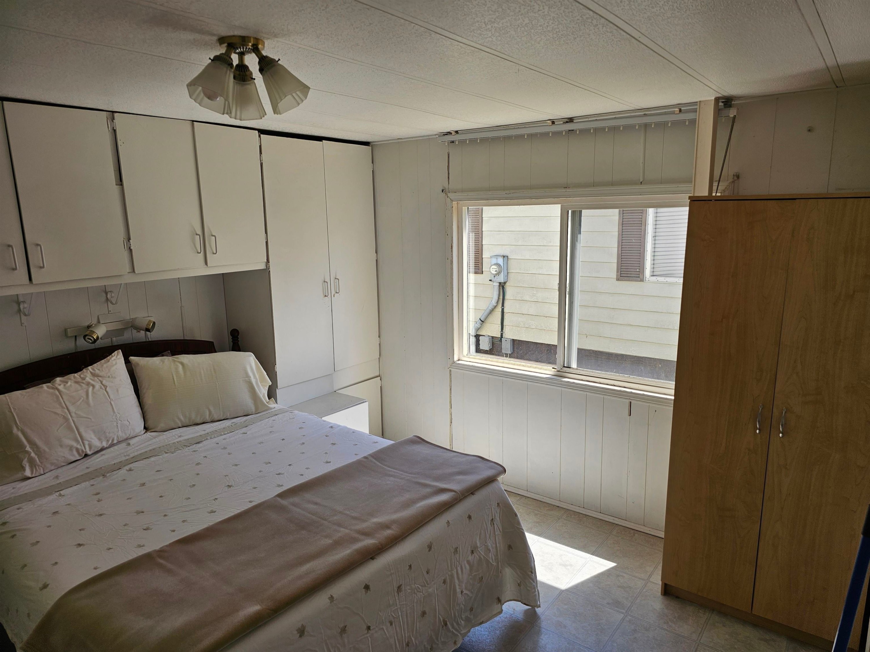 









1895


Shore

Crescent,
Abbotsford,




BC
V2S 5H1

