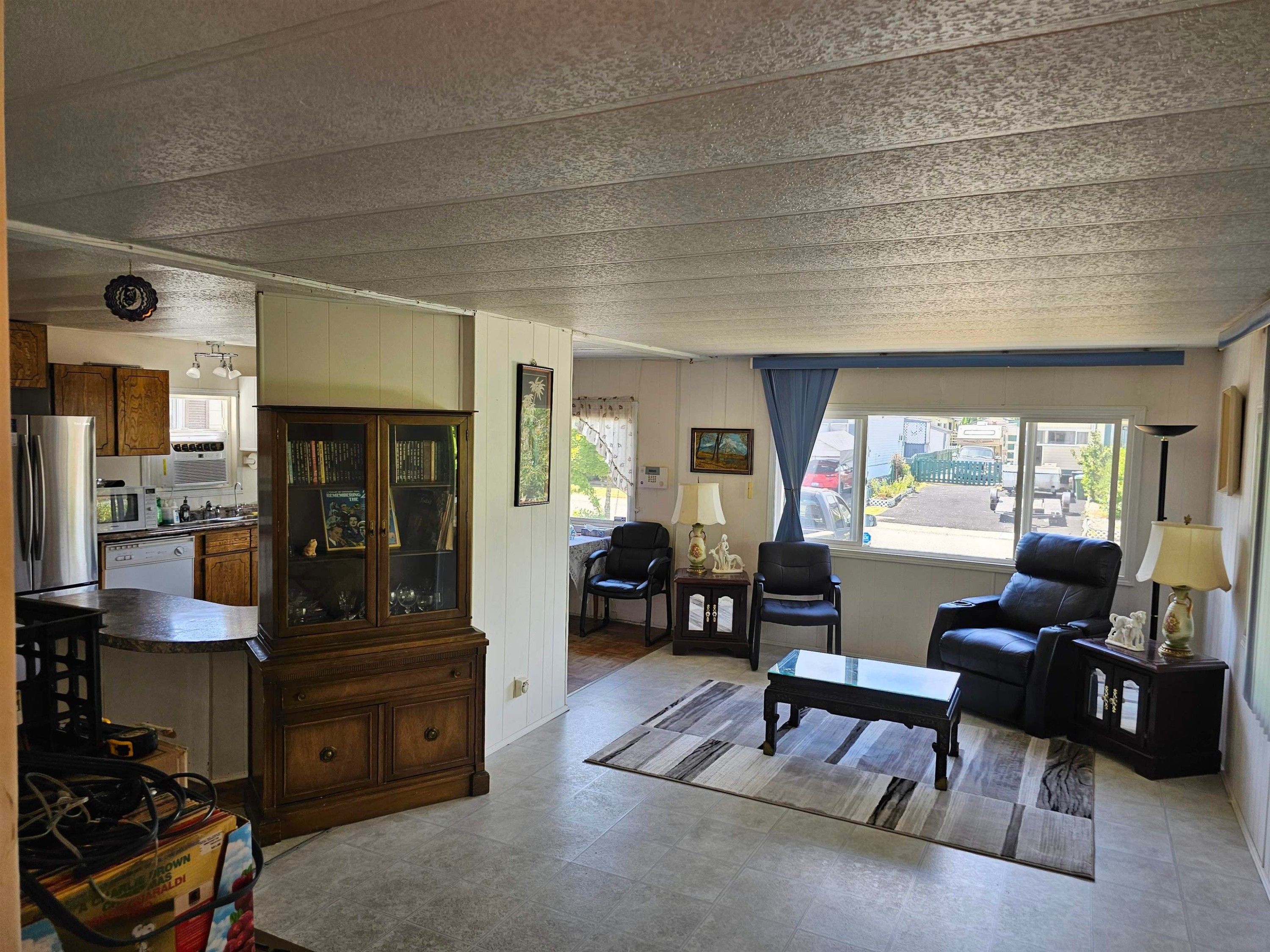 









1895


Shore

Crescent,
Abbotsford,




BC
V2S 5H1

