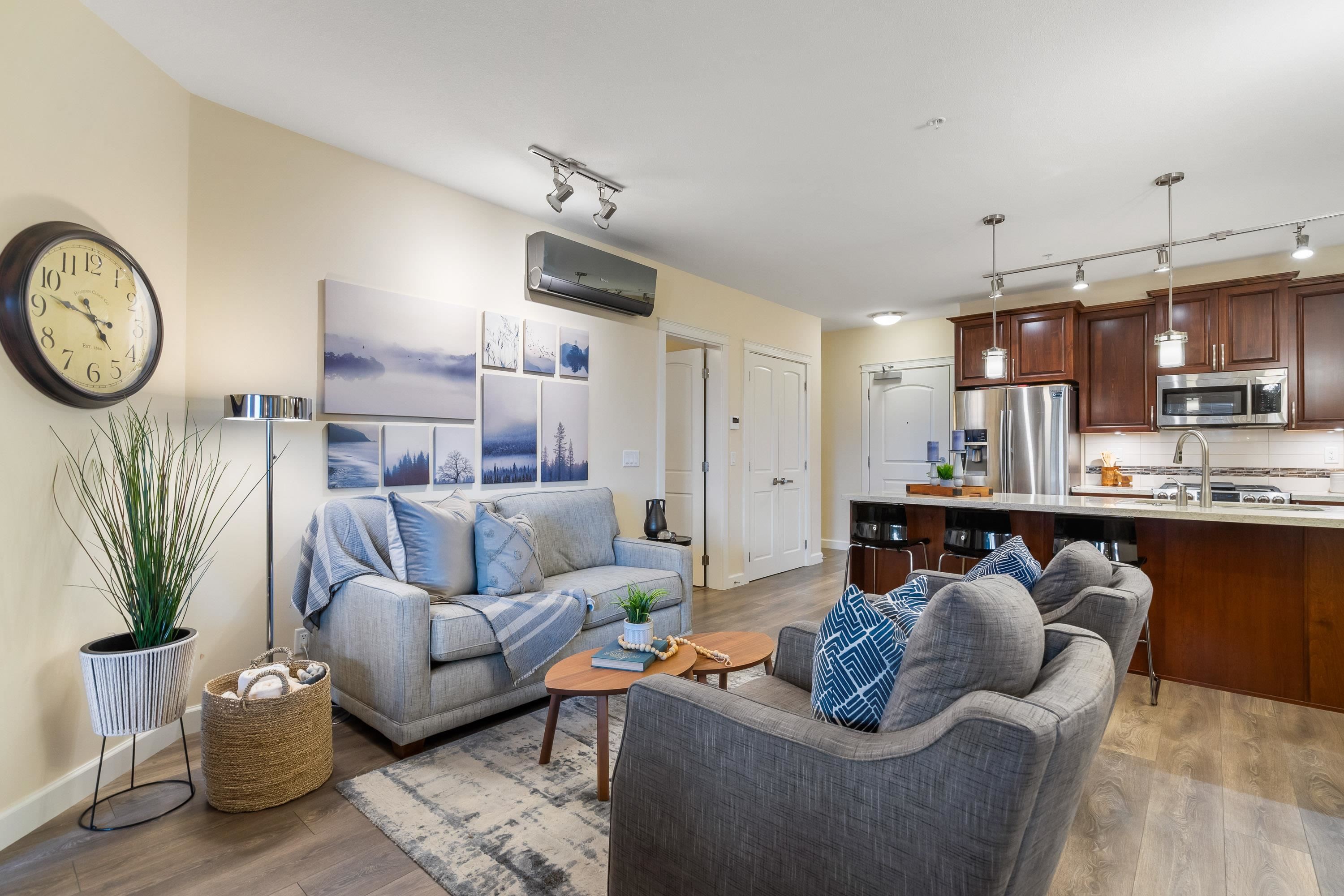 









20716


Willoughby Town Centre

Drive, A512,
Langley,




BC
V2Y 3J7

