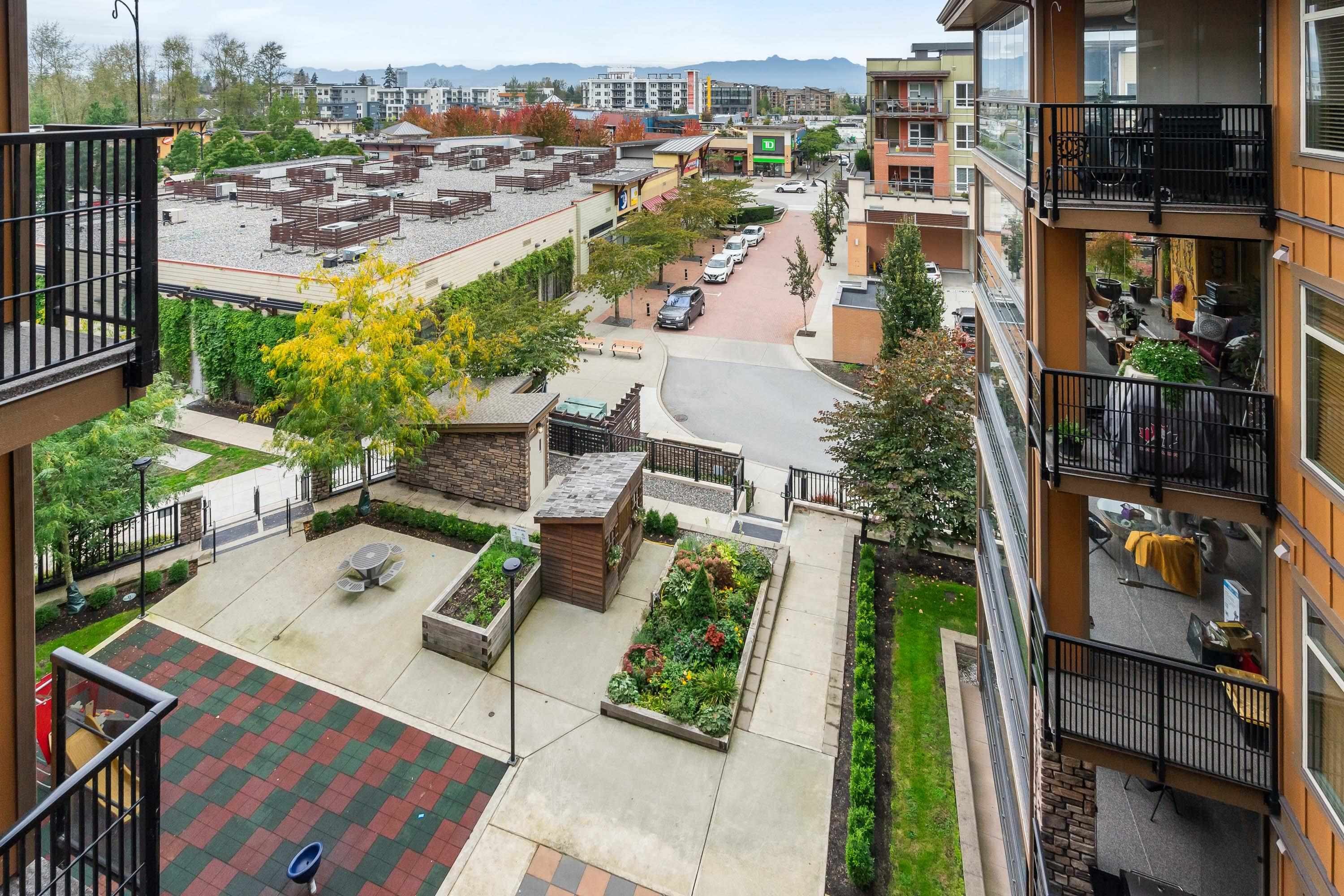 









20716


Willoughby Town Centre

Drive, A512,
Langley,




BC
V2Y 3J7

