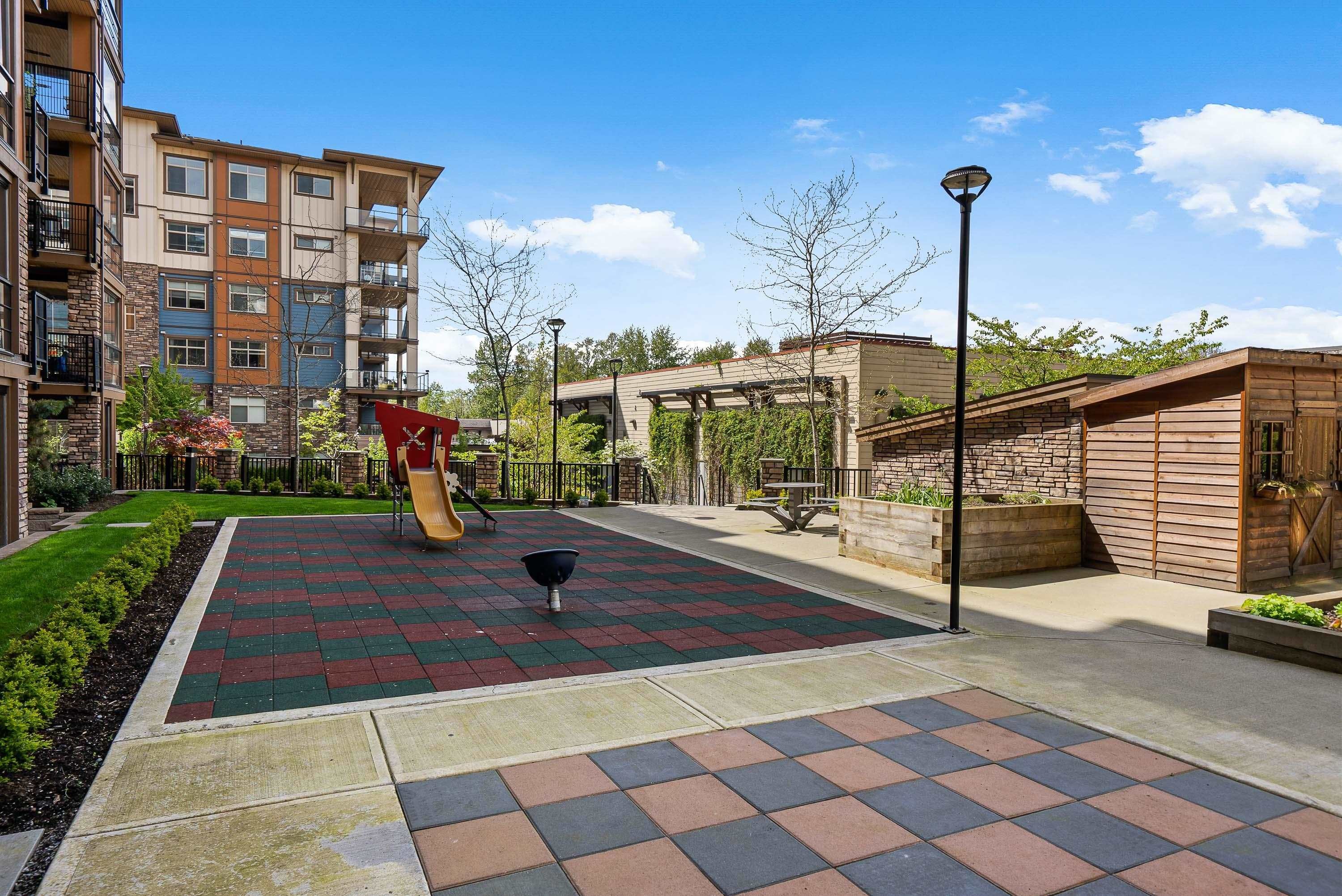 









20716


Willoughby Town Centre

Drive, A512,
Langley,




BC
V2Y 3J7

