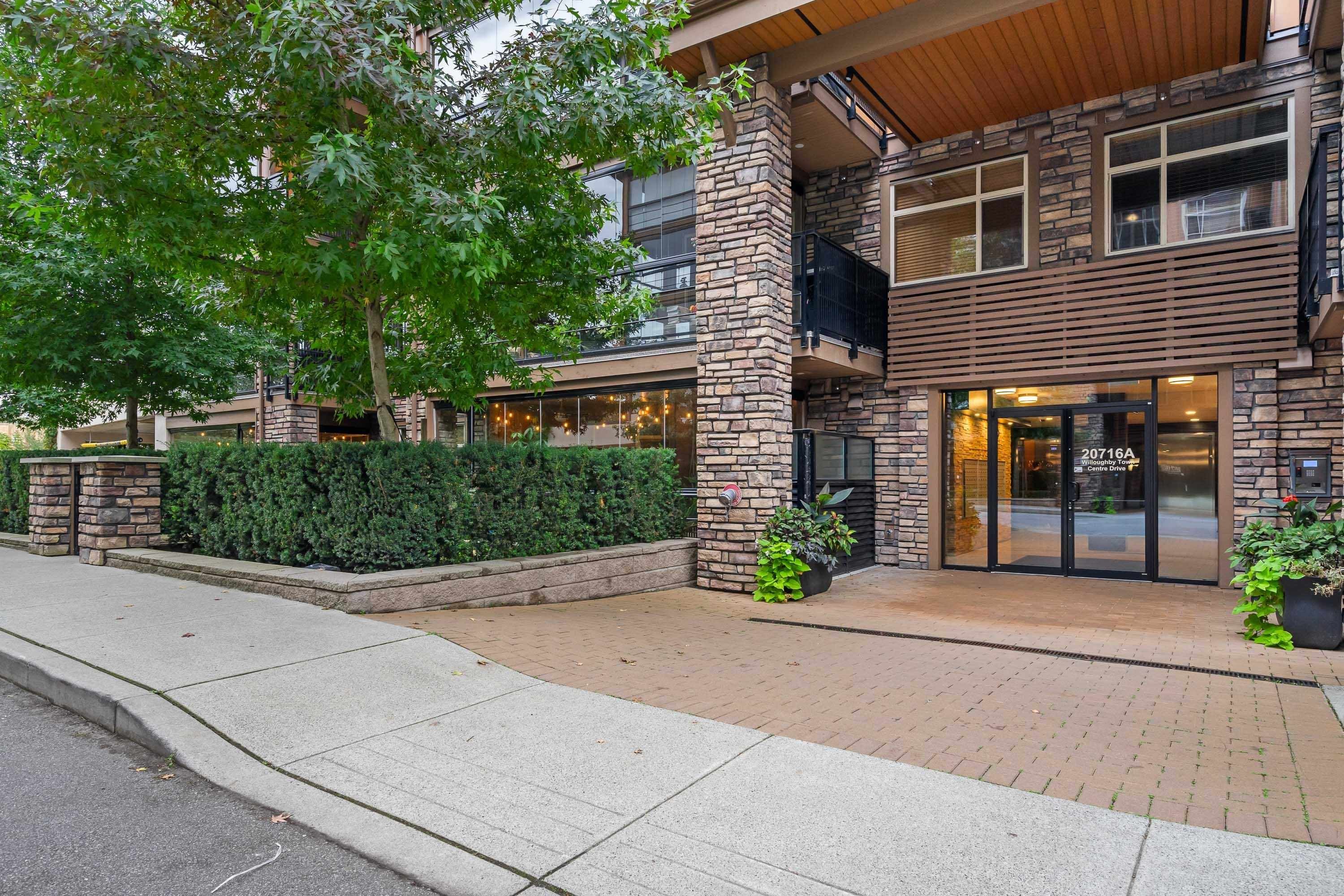 









20716


Willoughby Town Centre

Drive, A512,
Langley,




BC
V2Y 3J7

