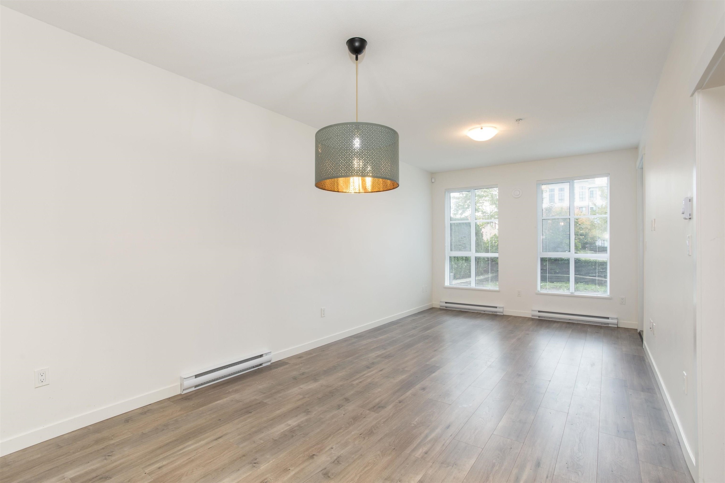 









15137


33

Avenue, 106,
Surrey,




BC
V3Z 0Y1

