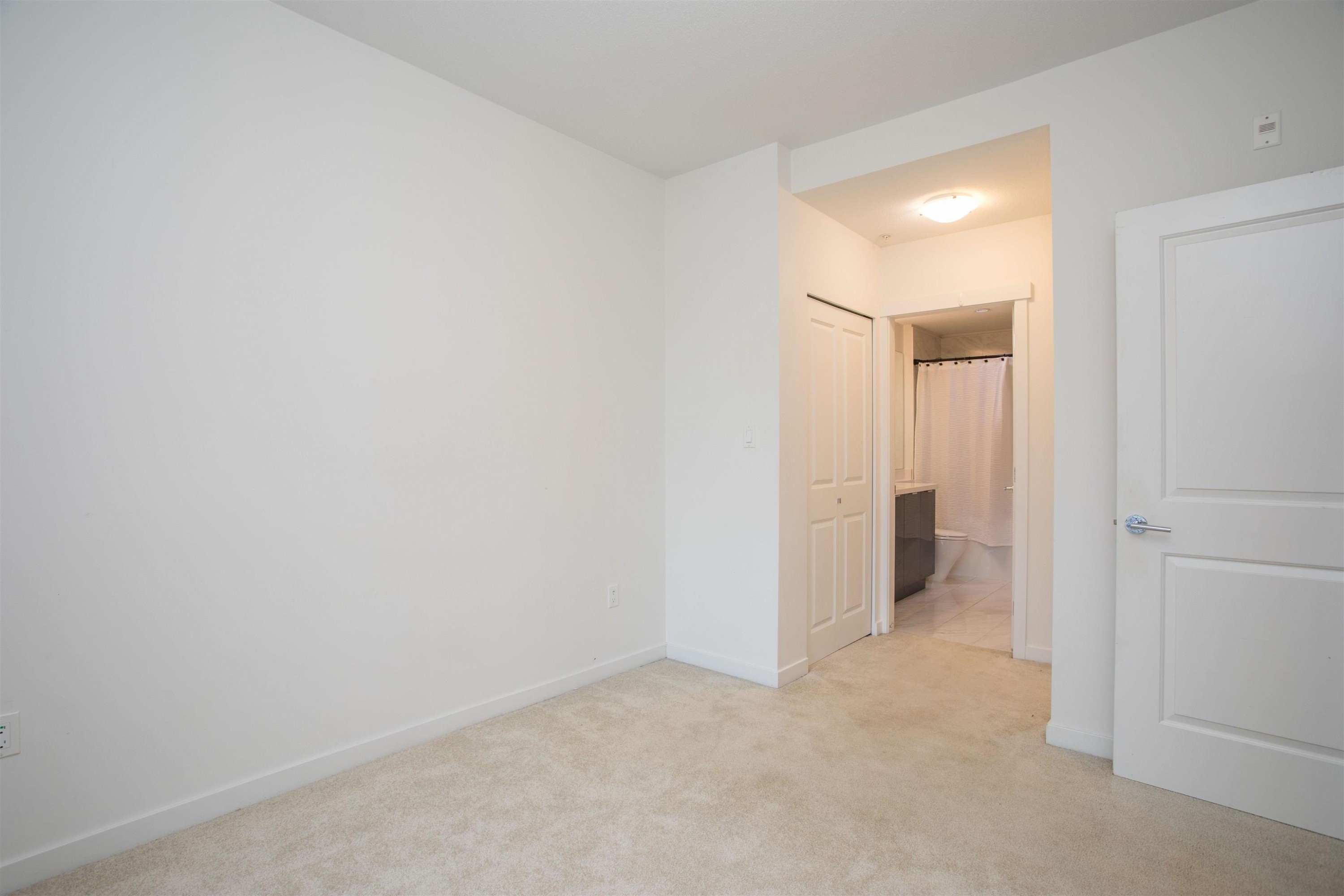 









15137


33

Avenue, 106,
Surrey,




BC
V3Z 0Y1

