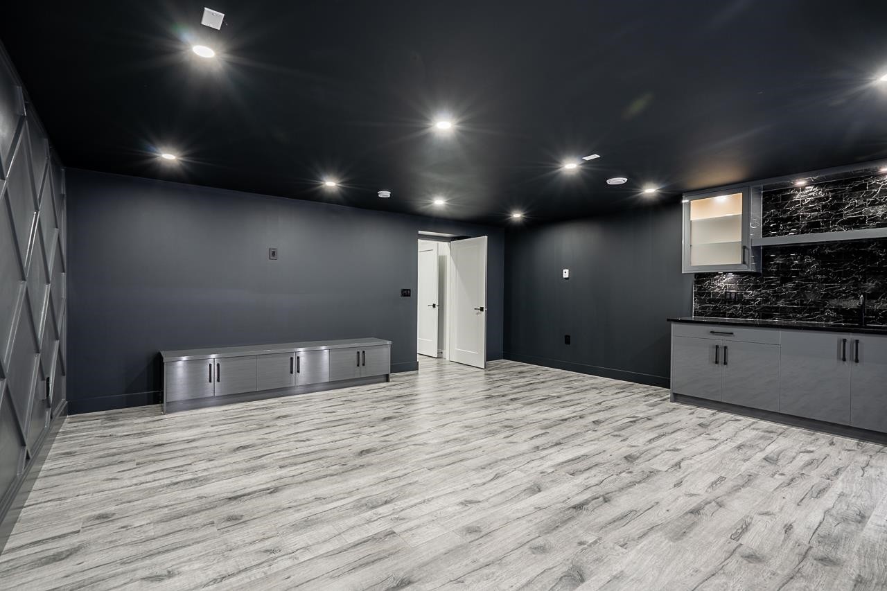 









7518


205a

Street,
Langley,




BC
V2Y 1V5

