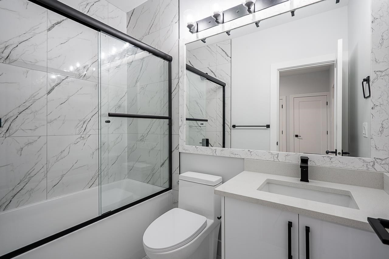 









7518


205a

Street,
Langley,




BC
V2Y 1V5

