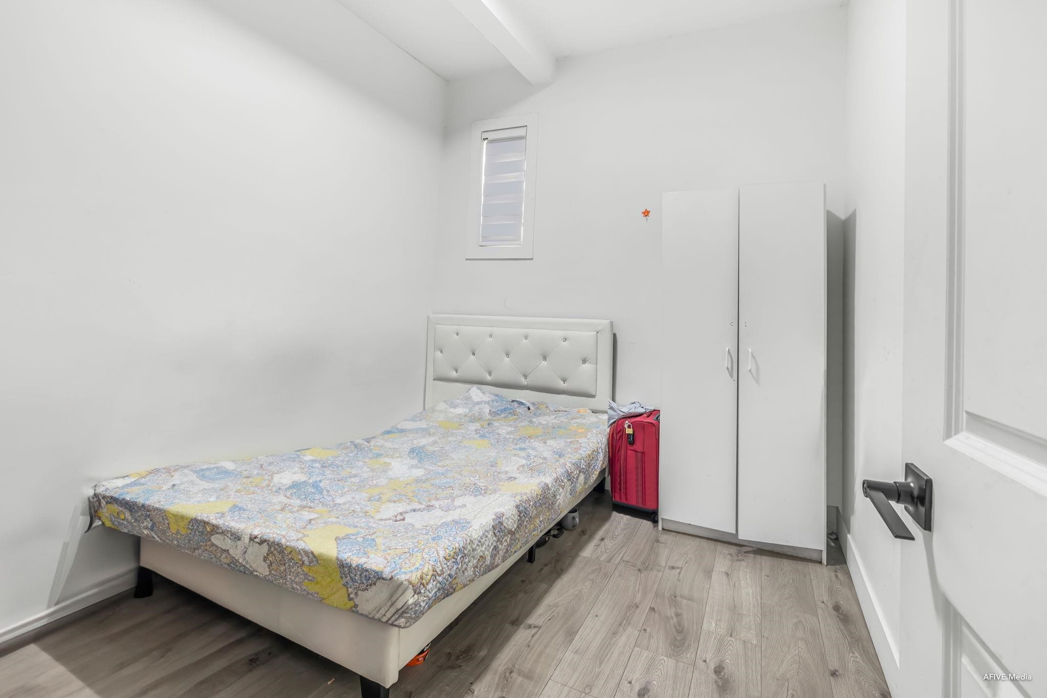 









8727


142a

Street,
Surrey,




BC
V3W 4G4

