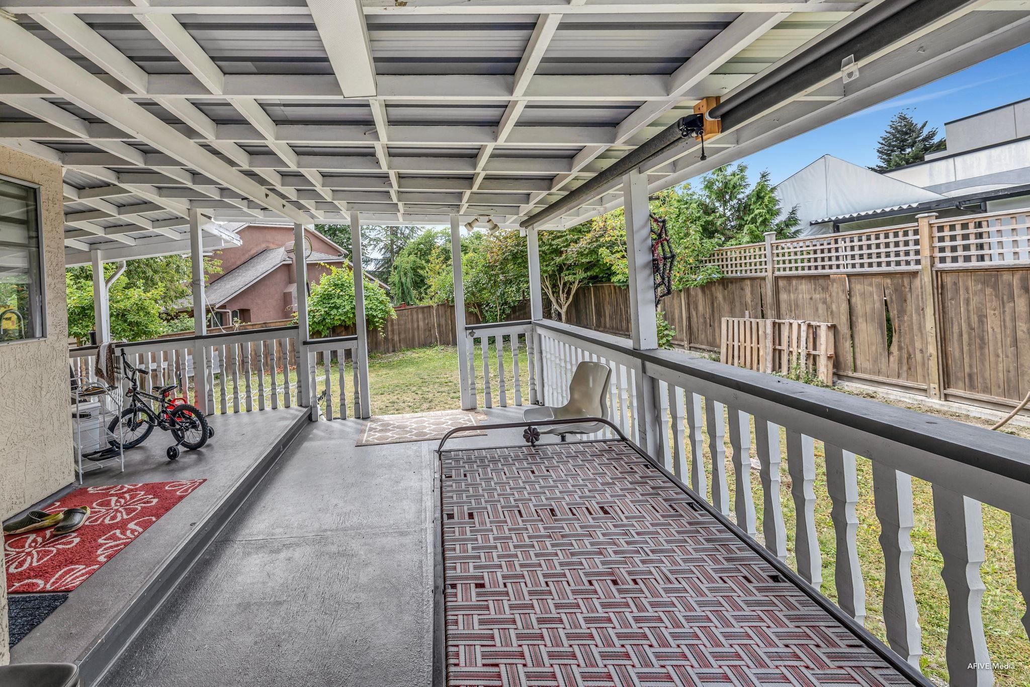 









8727


142a

Street,
Surrey,




BC
V3W 4G4

