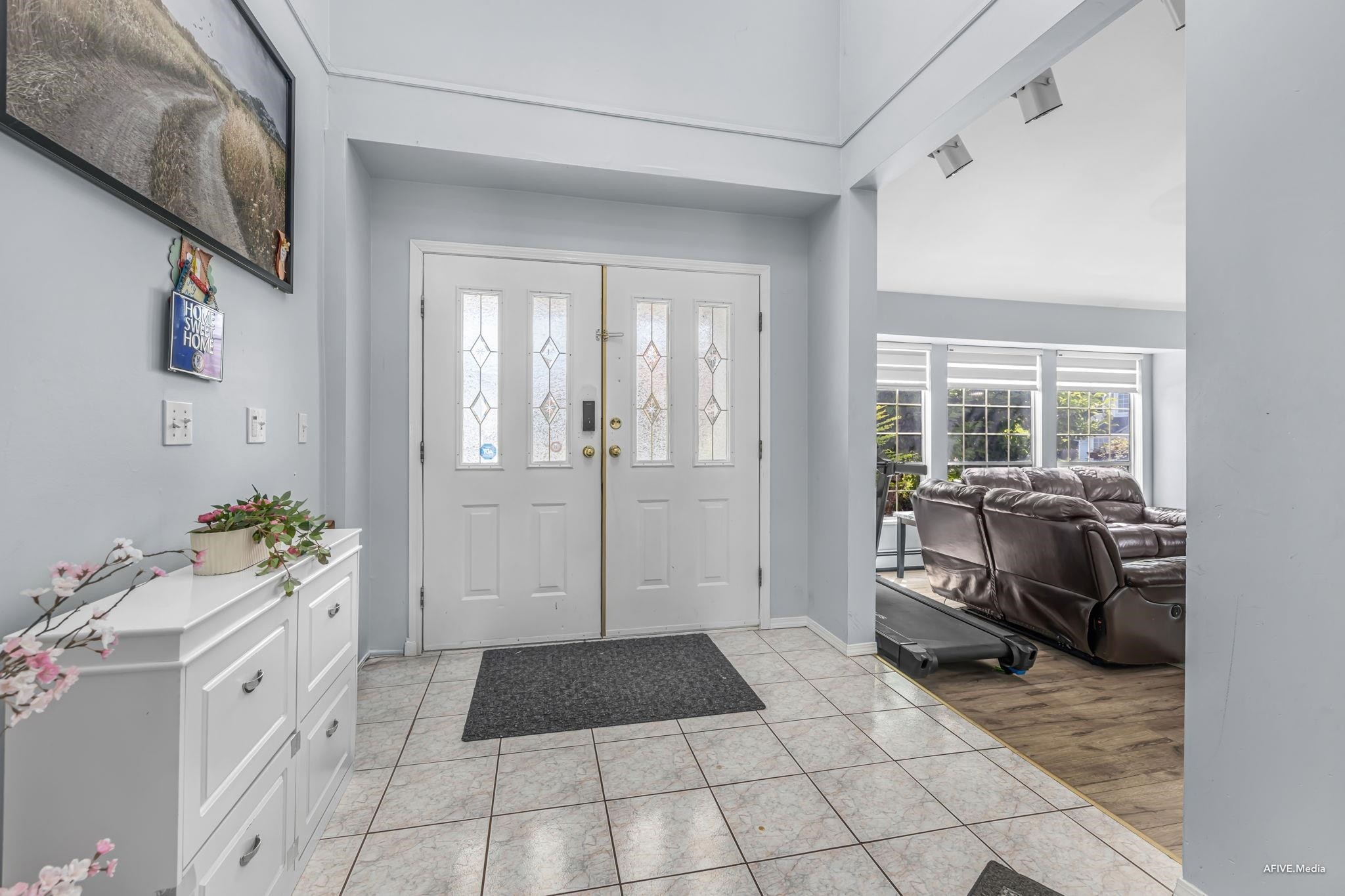 









8727


142a

Street,
Surrey,




BC
V3W 4G4

