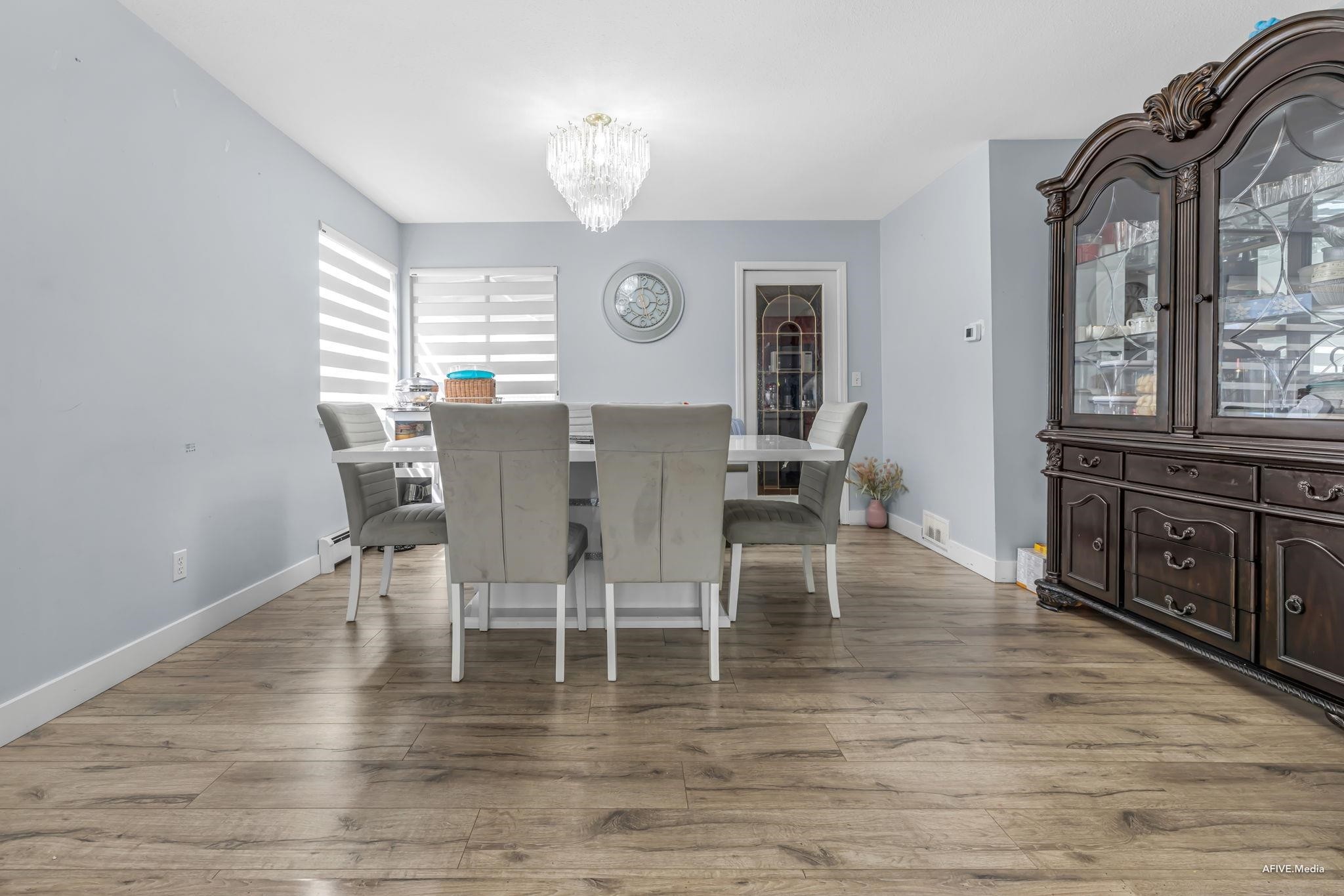 









8727


142a

Street,
Surrey,




BC
V3W 4G4

