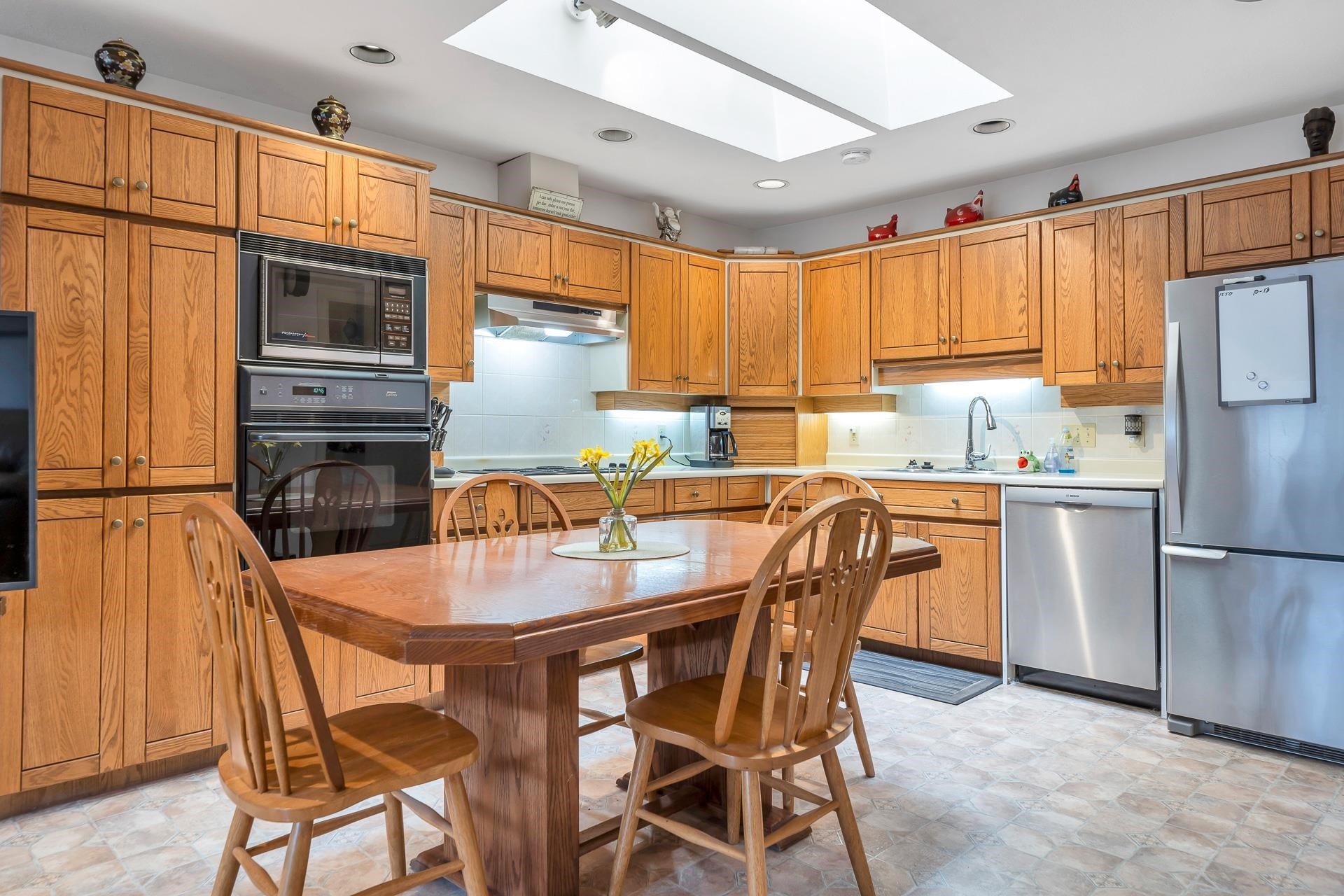 









5051


203

Street, 18,
Langley,




BC
V3A 1V5

