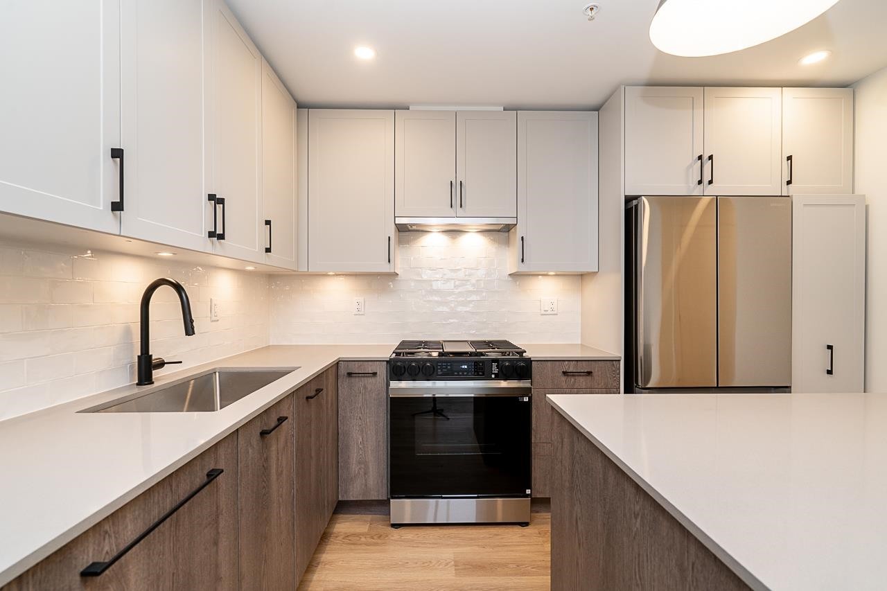 









27218


Aldergrove Town Center

Drive, 516,
Langley,




BC
V4W 0E4

