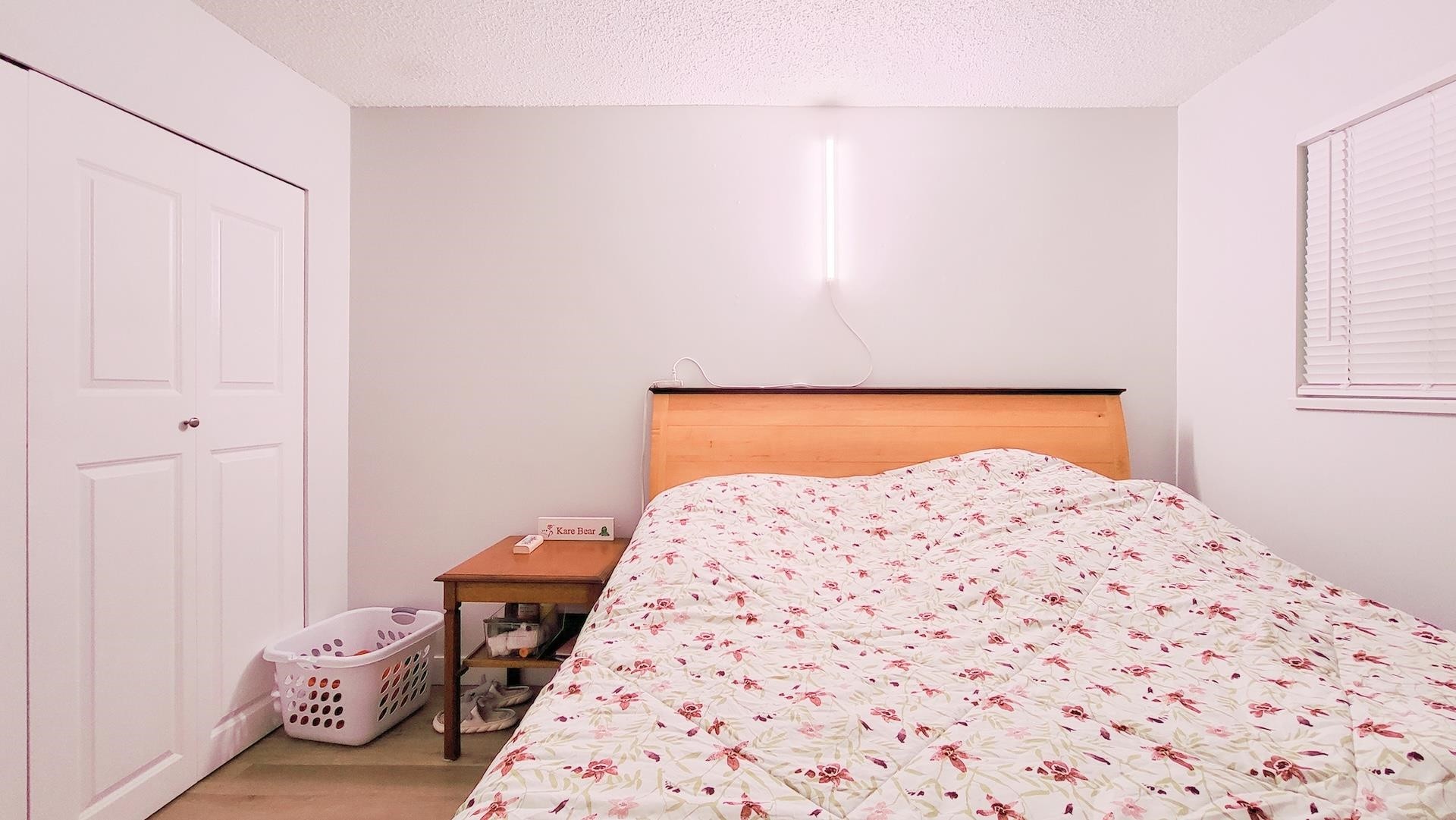 









33400


Bourquin

Place, 214,
Abbotsford,




BC
V2S 5G3

