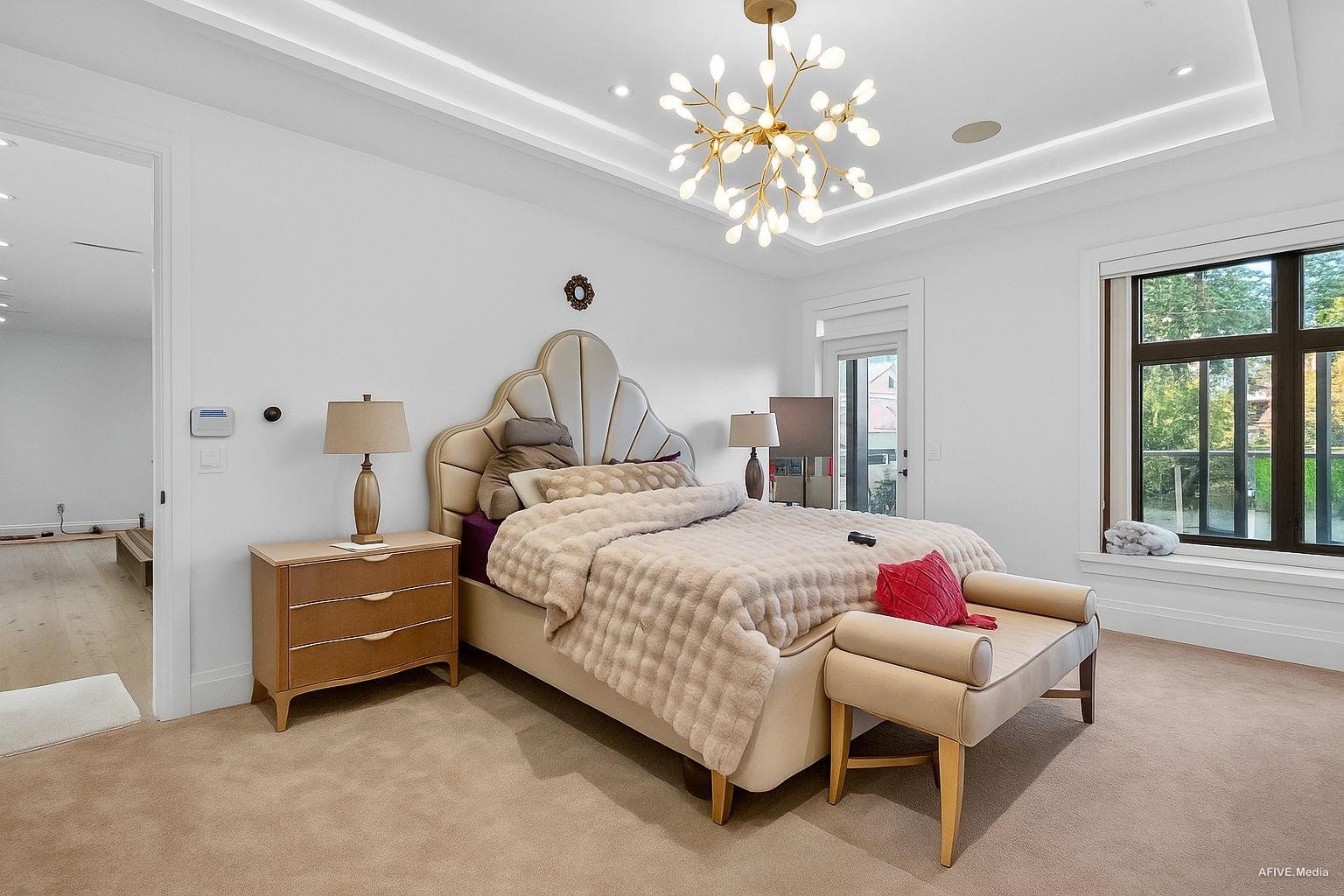 









9376


164

Street,
Surrey,




BC
V4N 3C8

