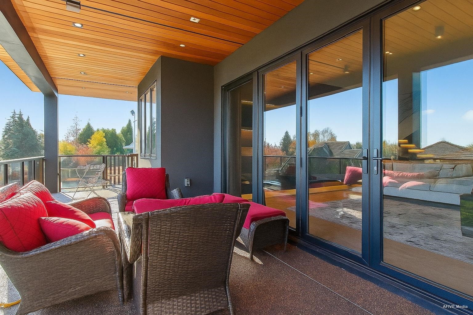 









9376


164

Street,
Surrey,




BC
V4N 3C8

