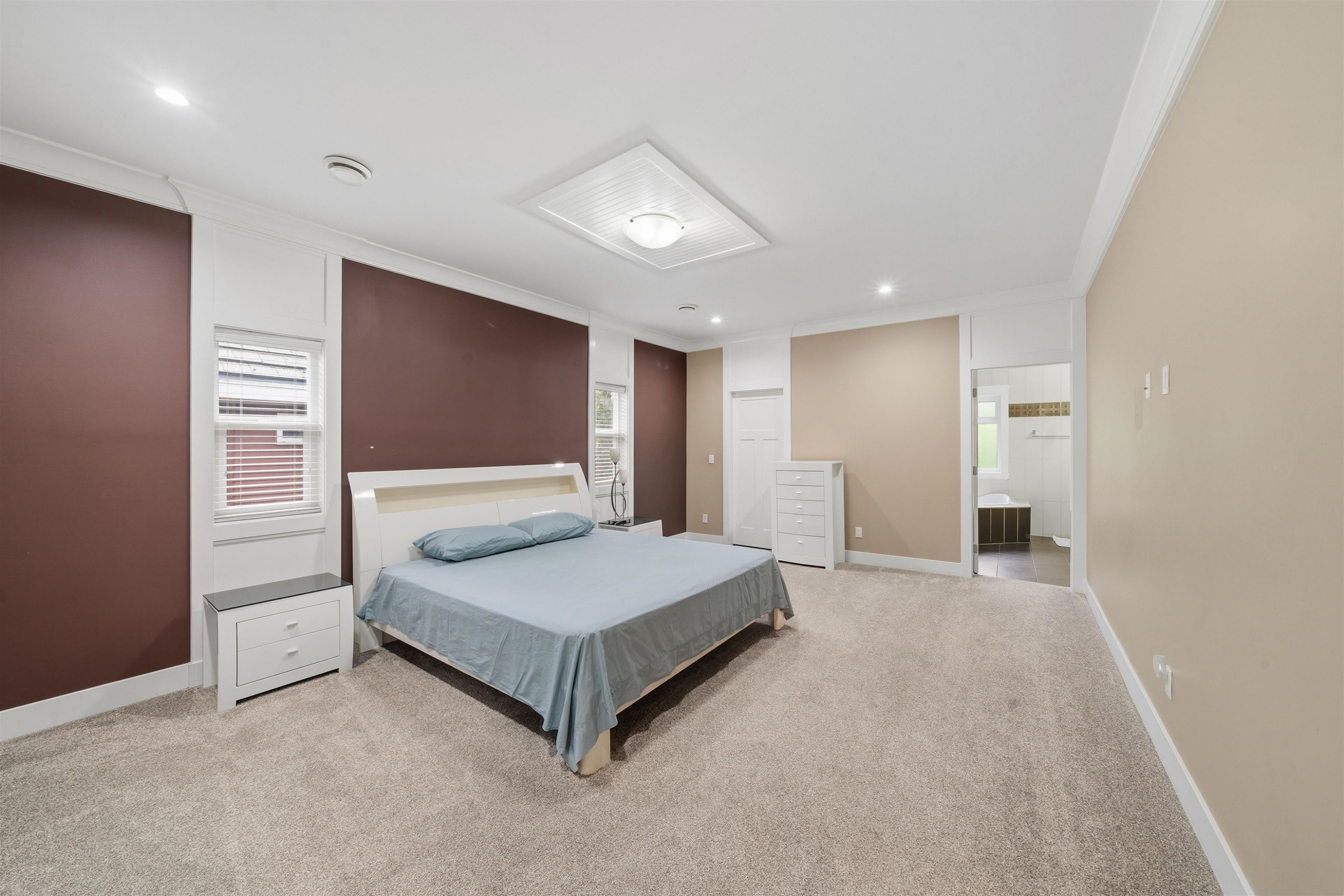 









9316


125

Street,
Surrey,




BC
V3V 4X6

