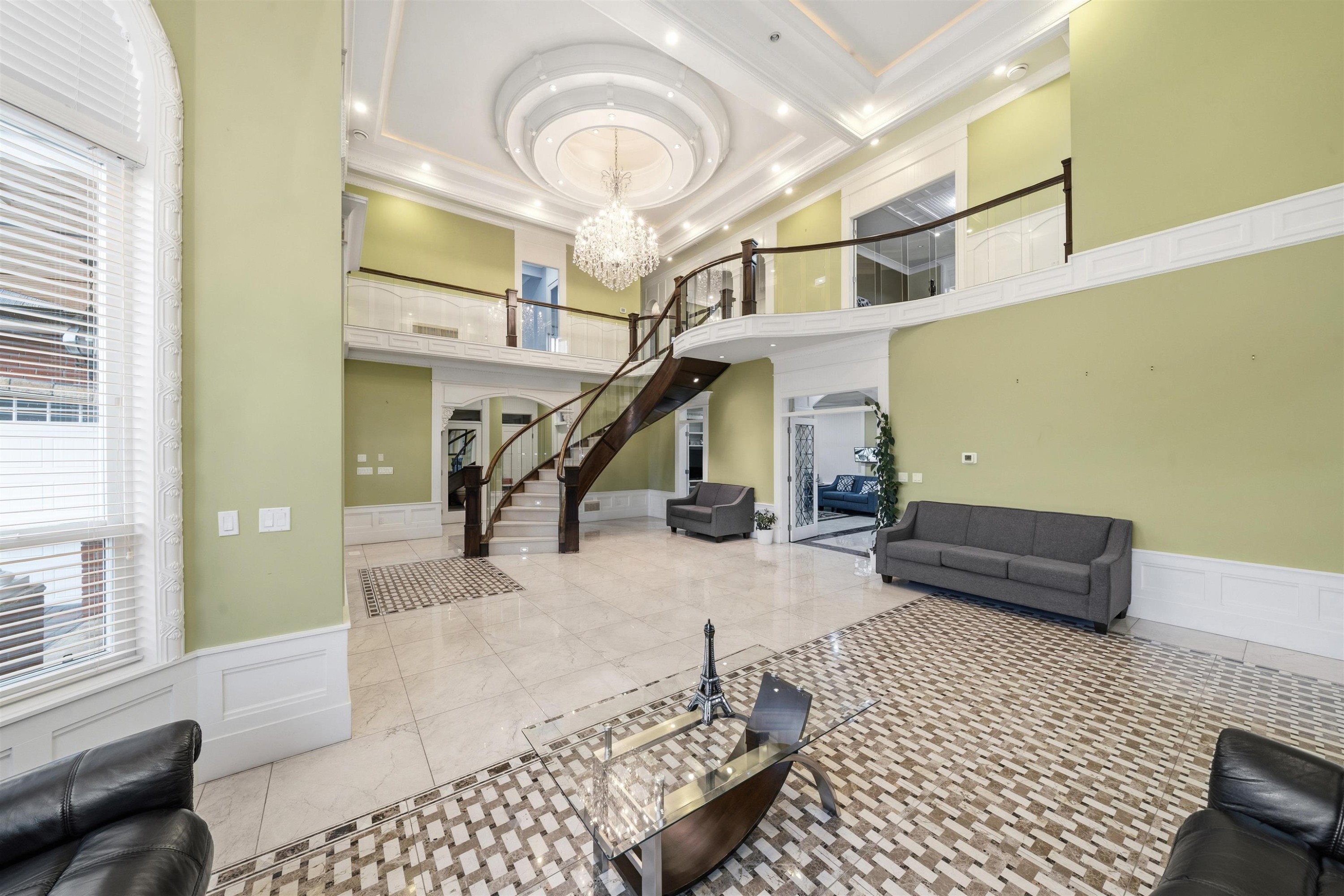 









9316


125

Street,
Surrey,




BC
V3V 4X6

