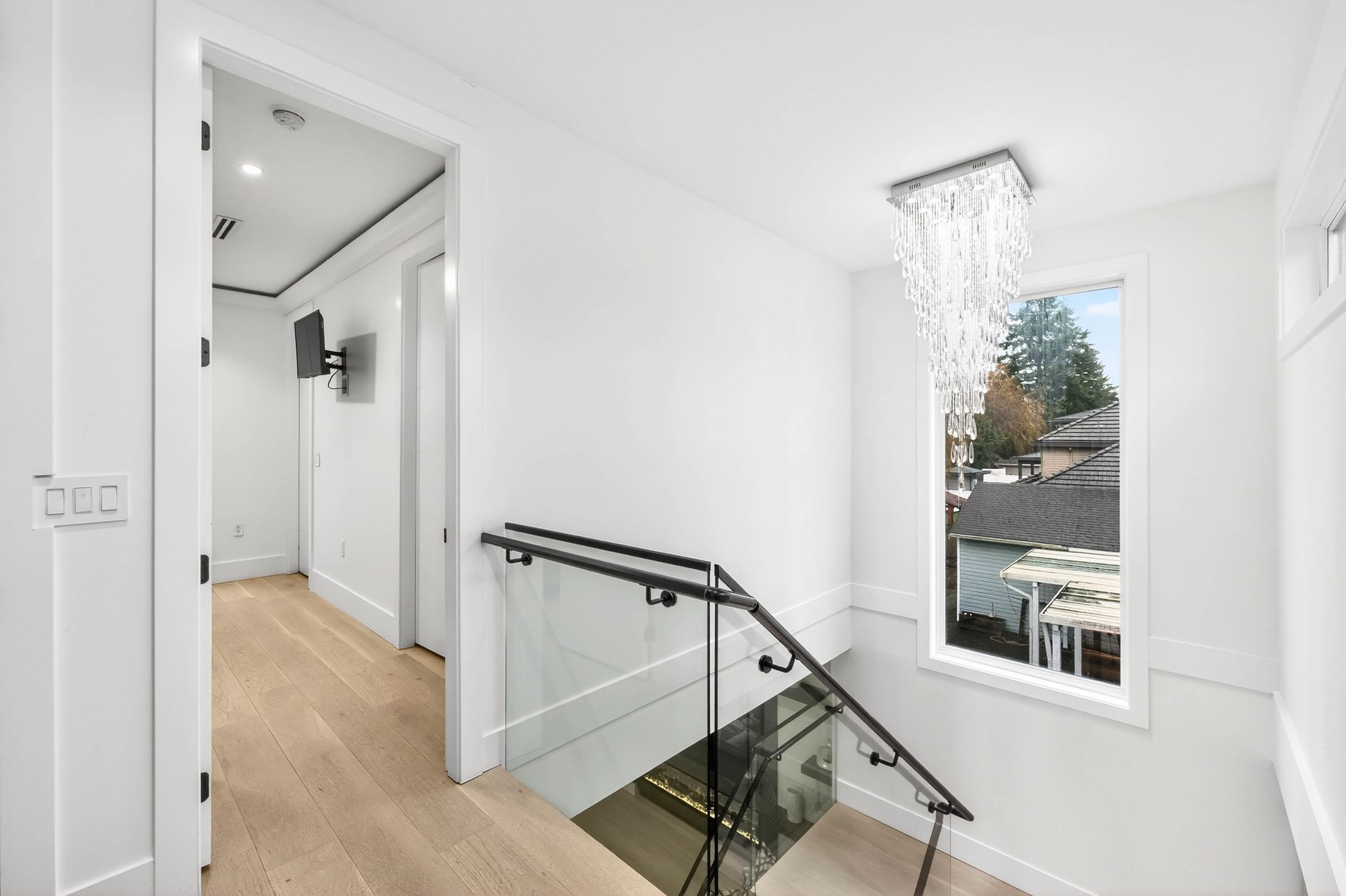 









7881


112a

Street,
Delta,




BC
V4C 4Y4

