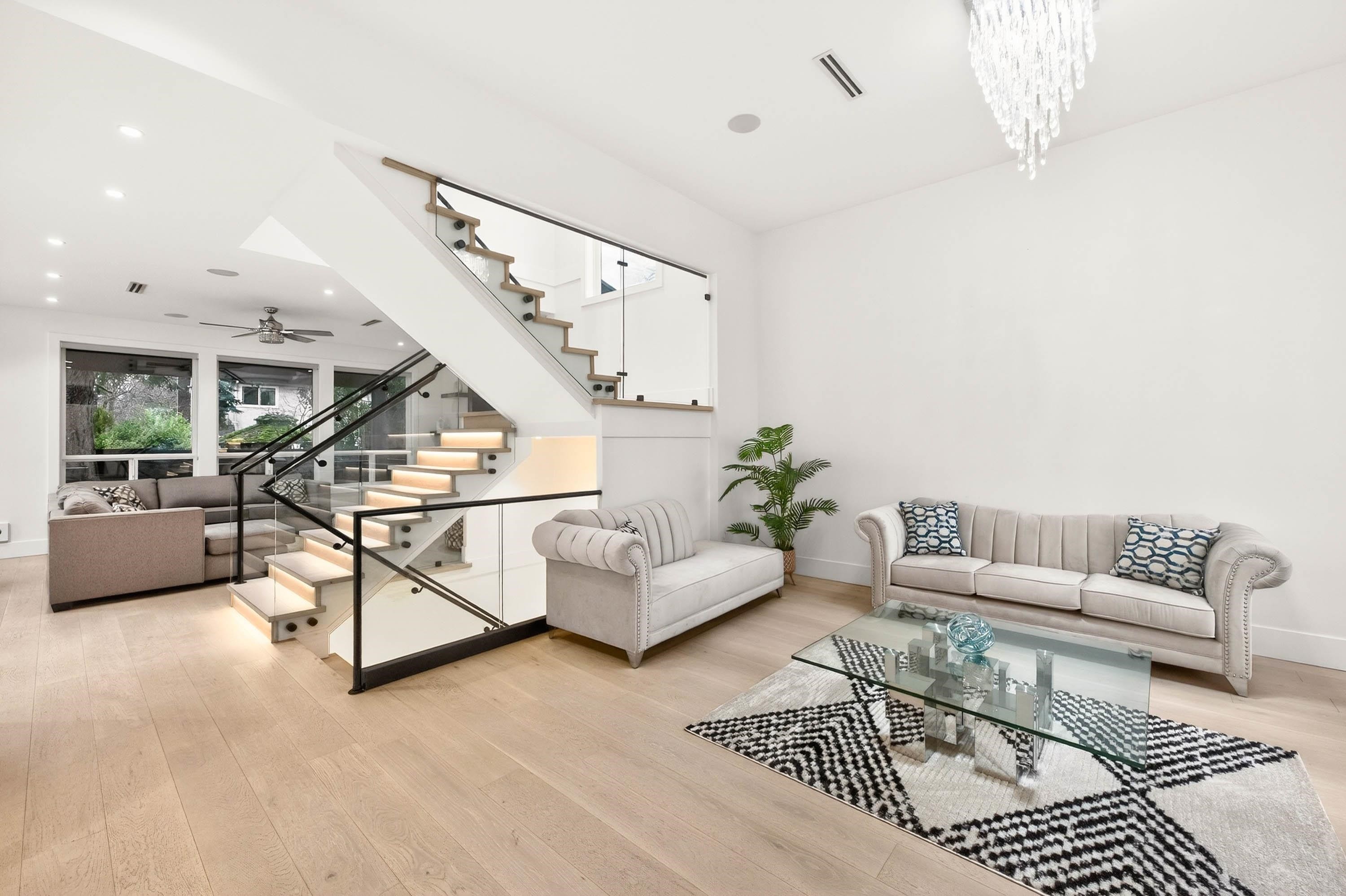 









7881


112a

Street,
Delta,




BC
V4C 4Y4

