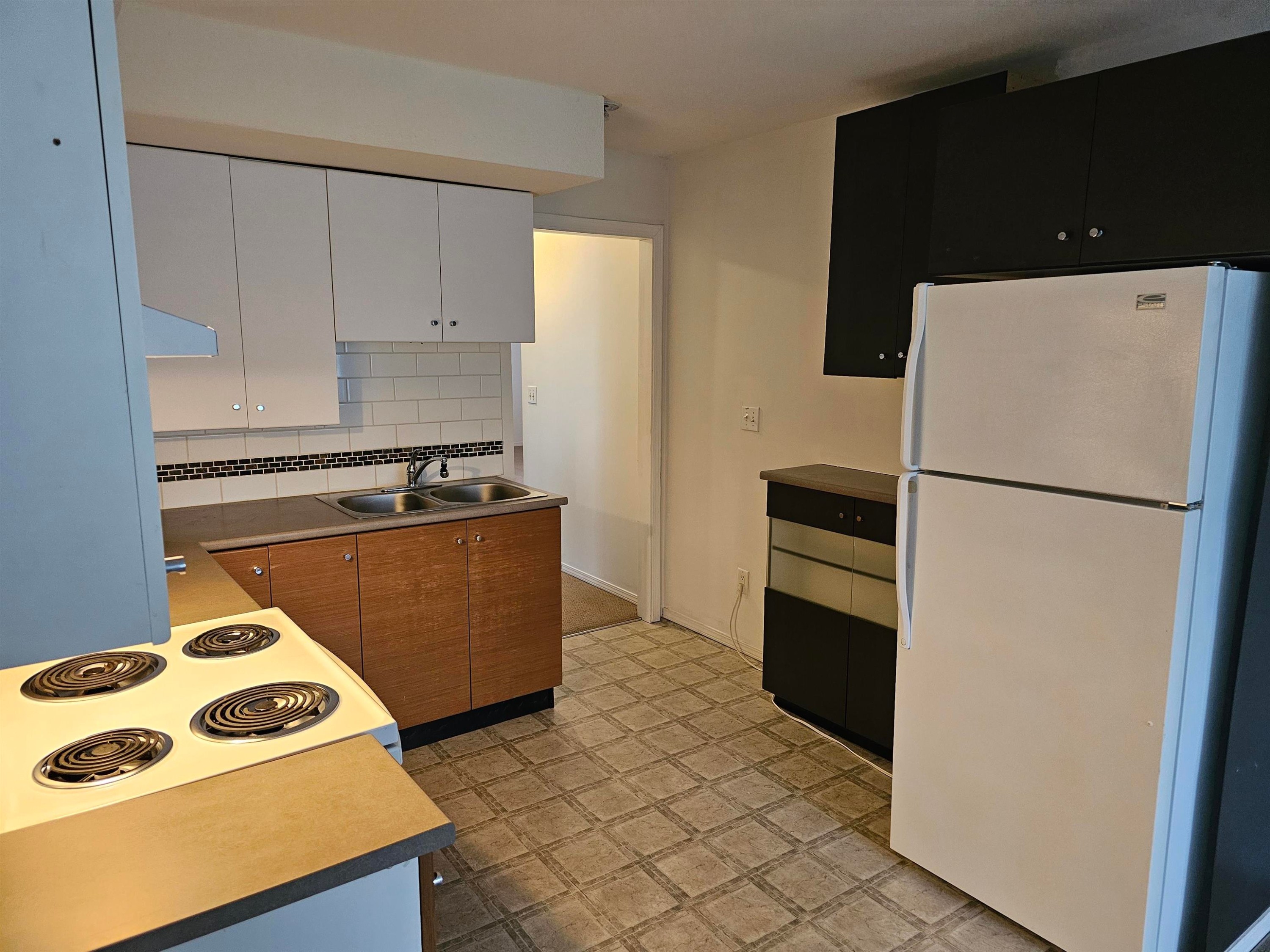 









33106


Best

Avenue,
Mission,




BC
V2V 2T1

