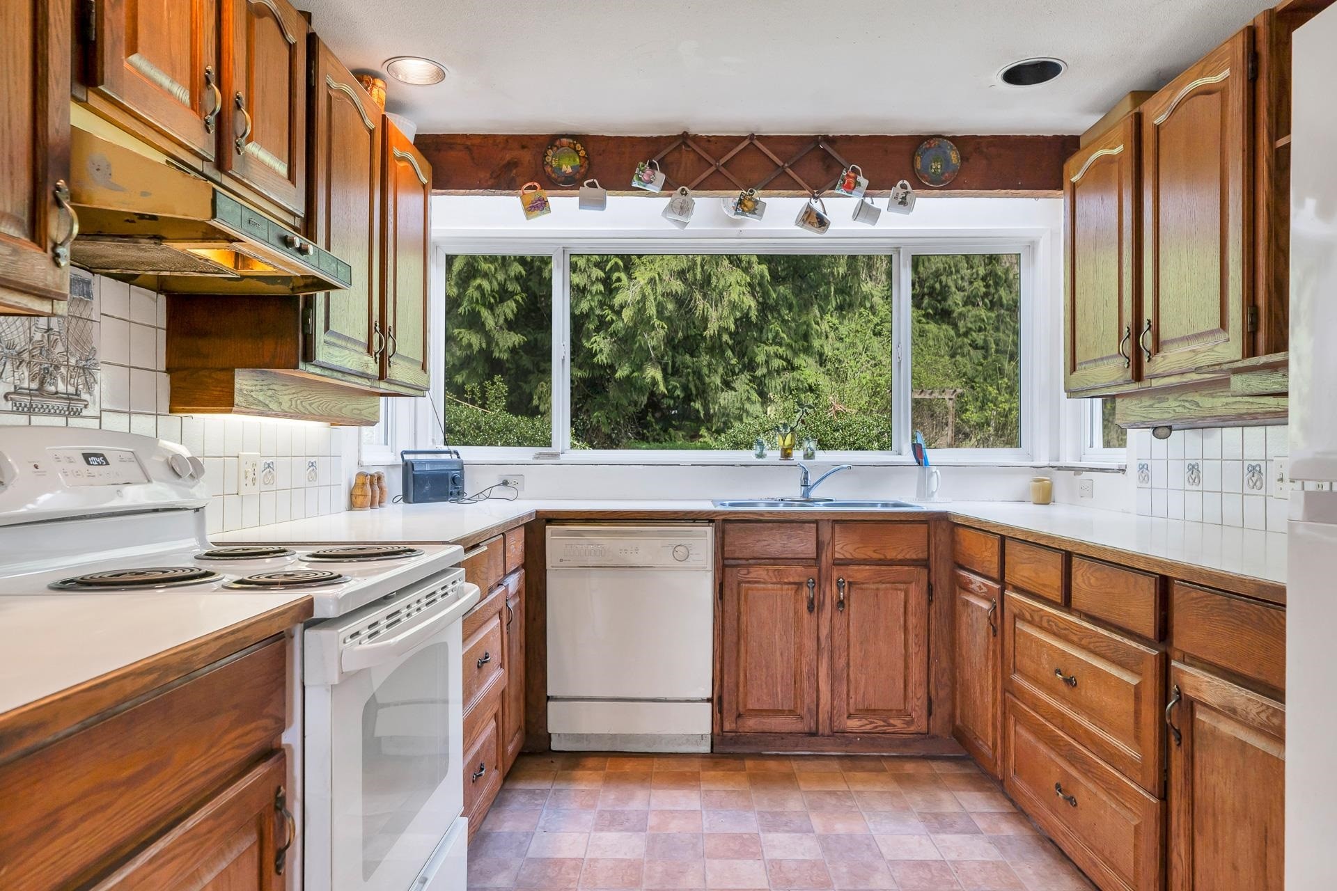 









11069


Brooks

Road,
Mission,




BC
V0M 1G0

