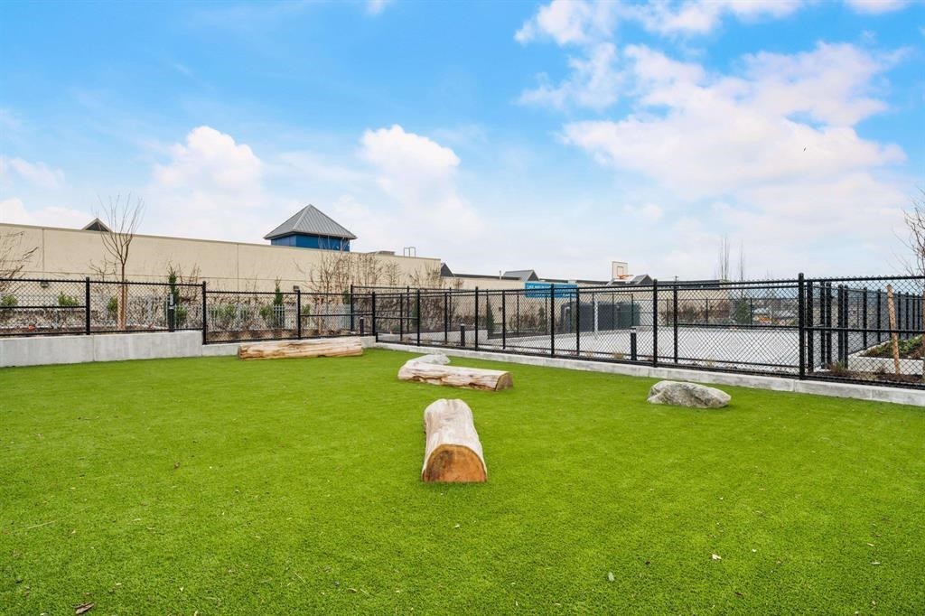 









8551


201

Street, 3306,
Langley,




BC
V2Y 3Y4

