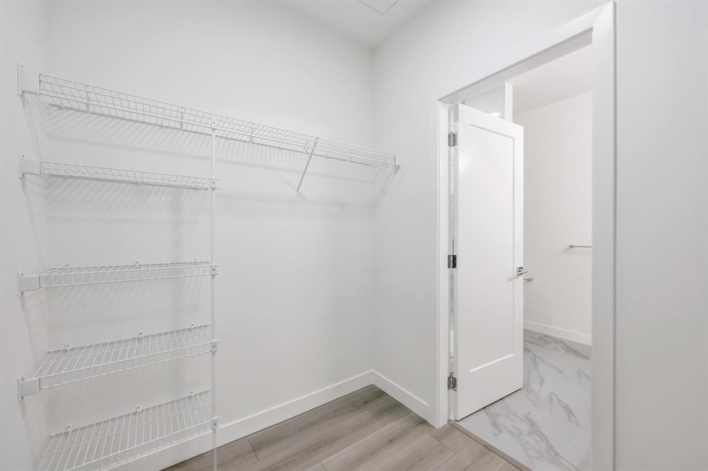 









8551


201

Street, 3306,
Langley,




BC
V2Y 3Y4

