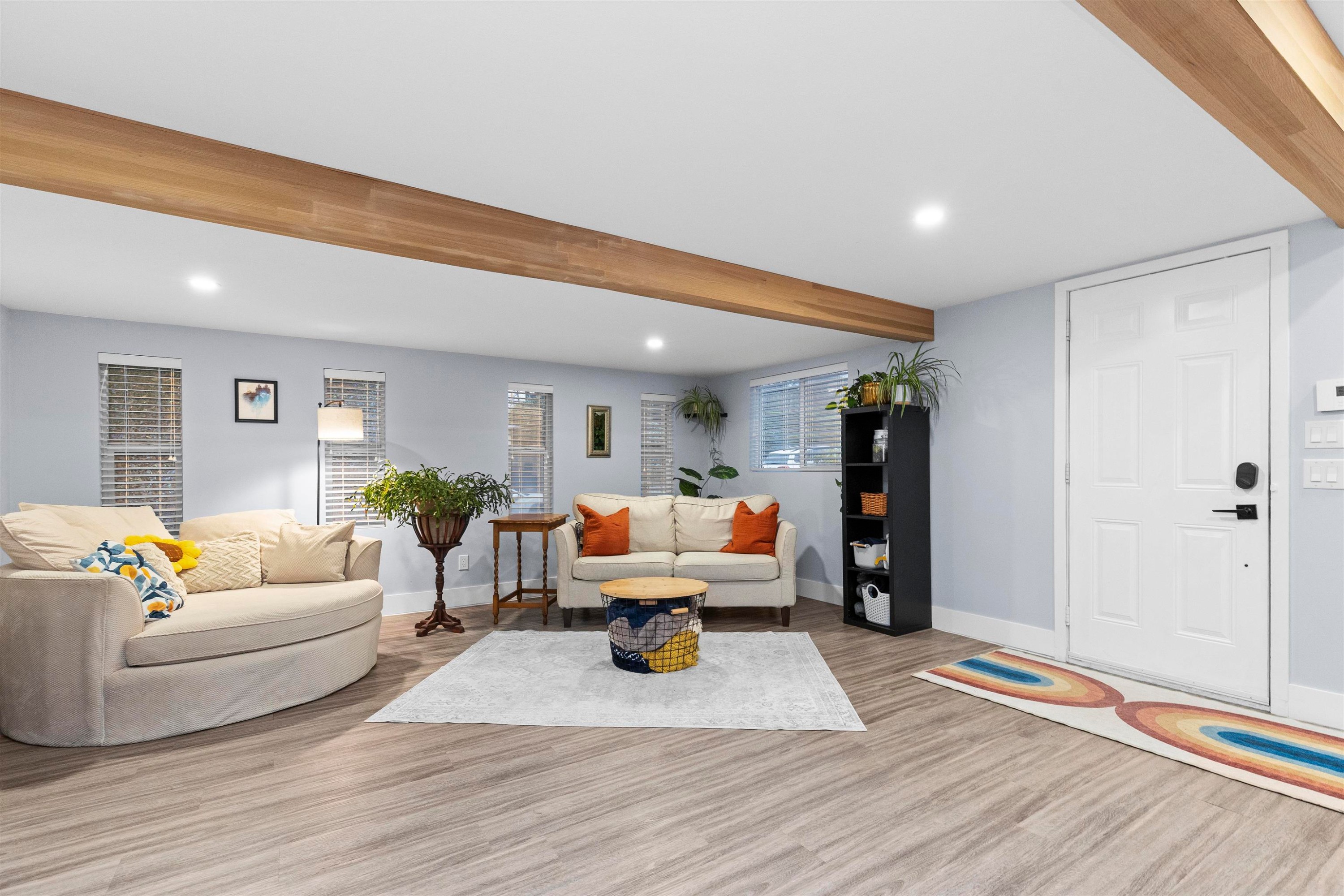 









32931


1st

Avenue,
Mission,




BC
V2V 1E9

